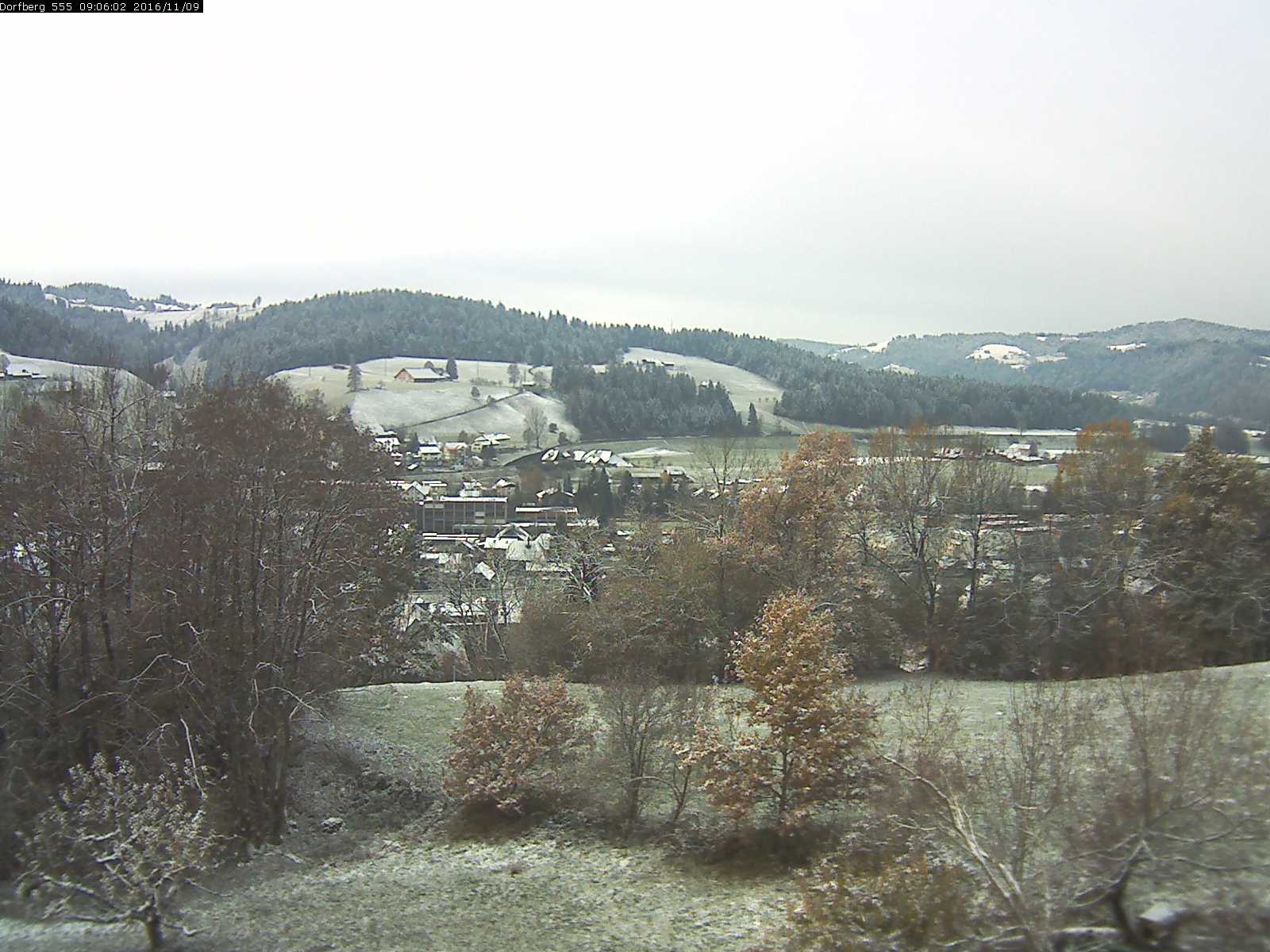 Webcam-Bild: Aussicht vom Dorfberg in Langnau 20161109-090601