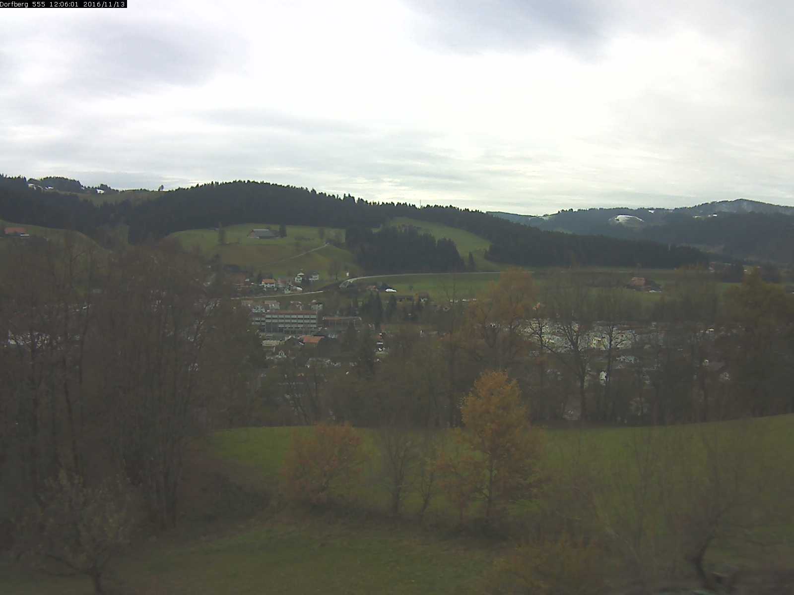 Webcam-Bild: Aussicht vom Dorfberg in Langnau 20161113-120601