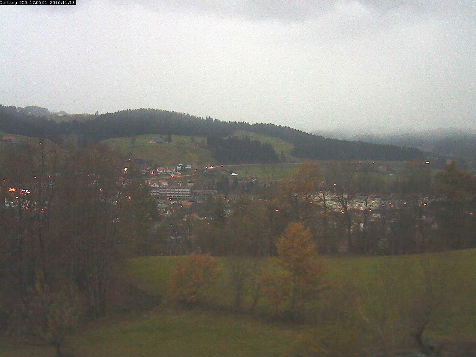Webcam-Bild: Aussicht vom Dorfberg in Langnau 20161113-170601