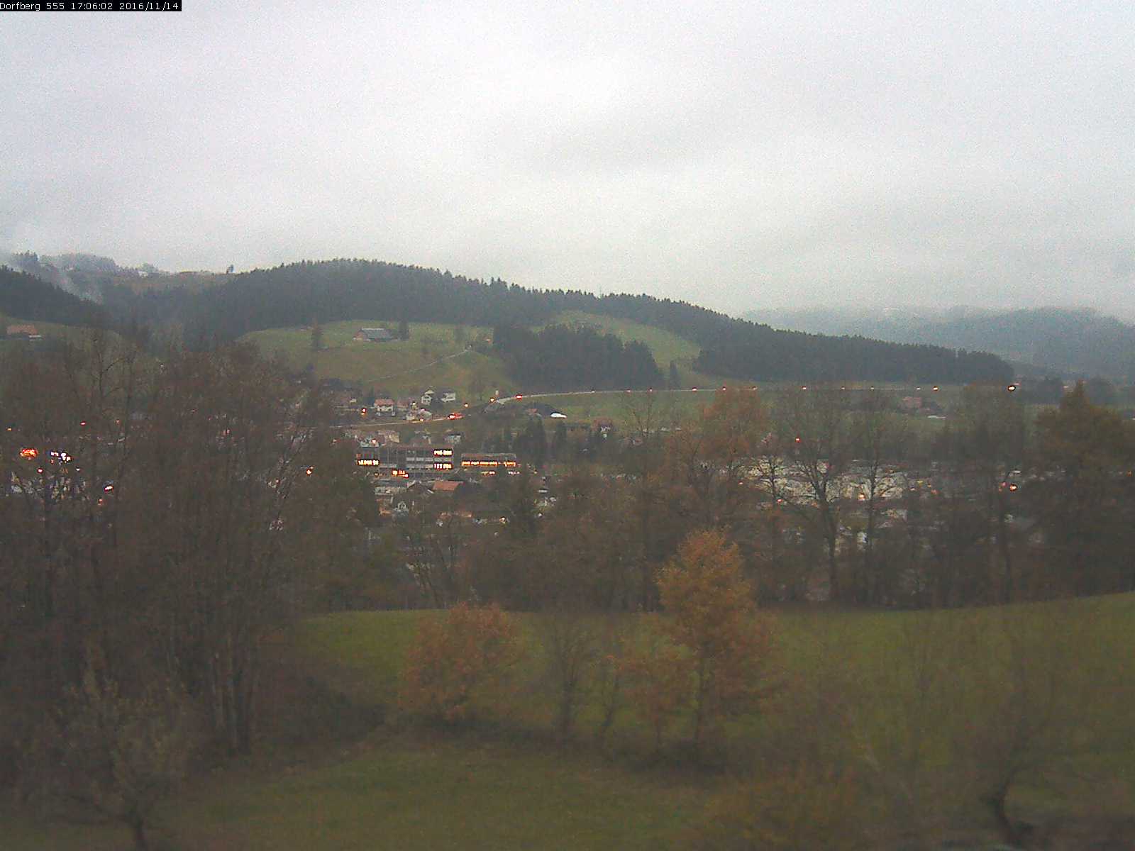 Webcam-Bild: Aussicht vom Dorfberg in Langnau 20161114-170601