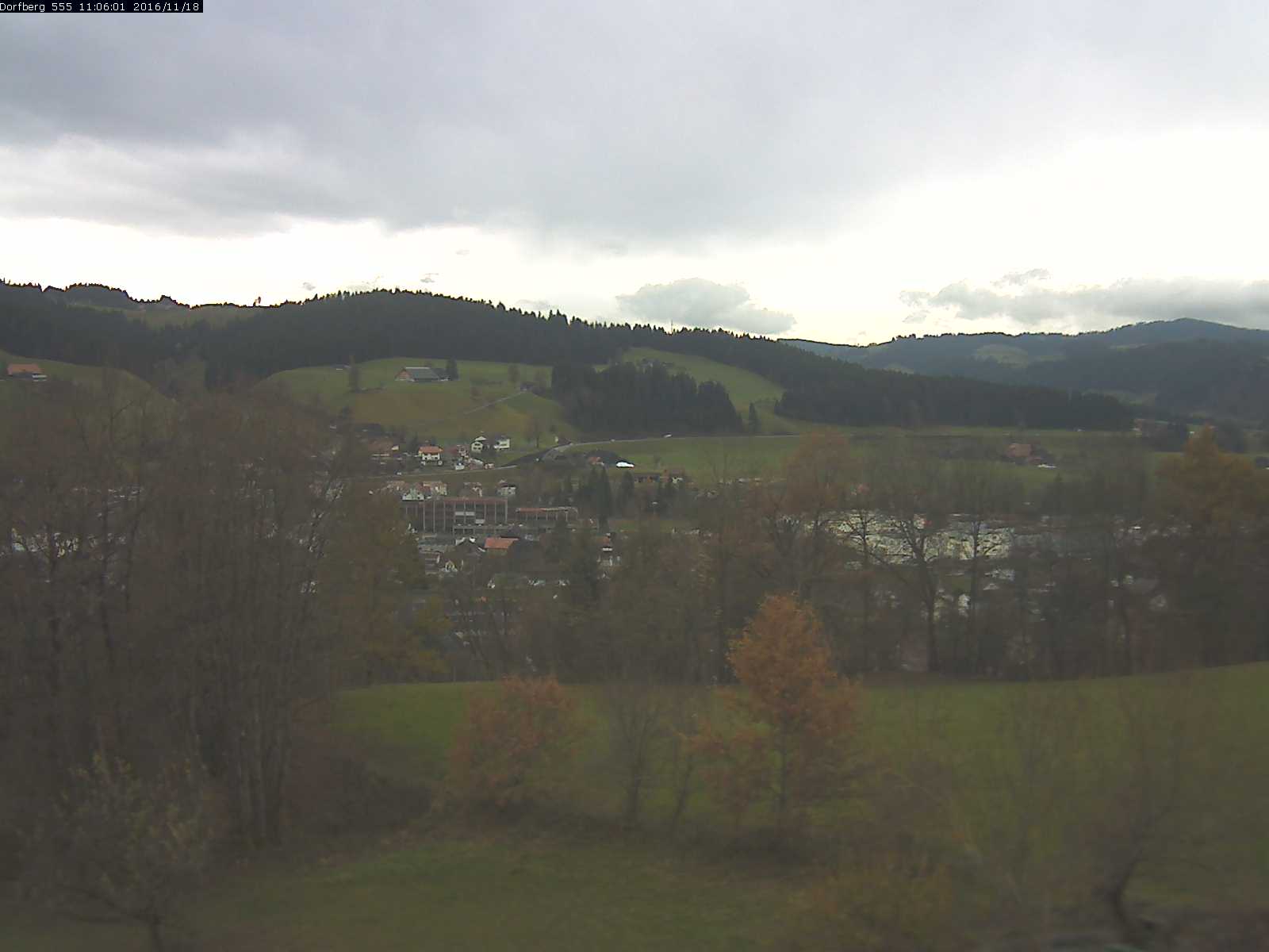 Webcam-Bild: Aussicht vom Dorfberg in Langnau 20161118-110601