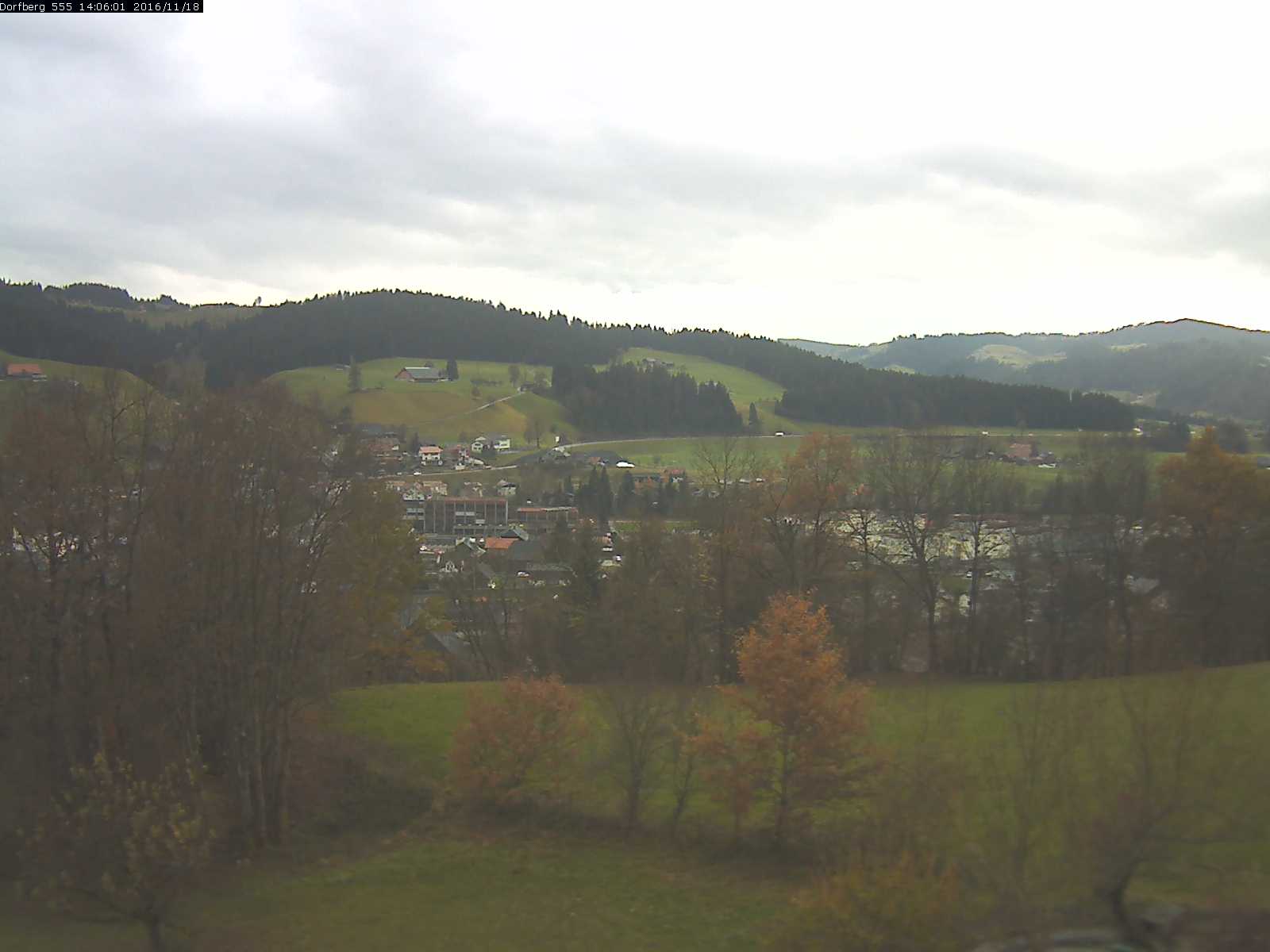 Webcam-Bild: Aussicht vom Dorfberg in Langnau 20161118-140601