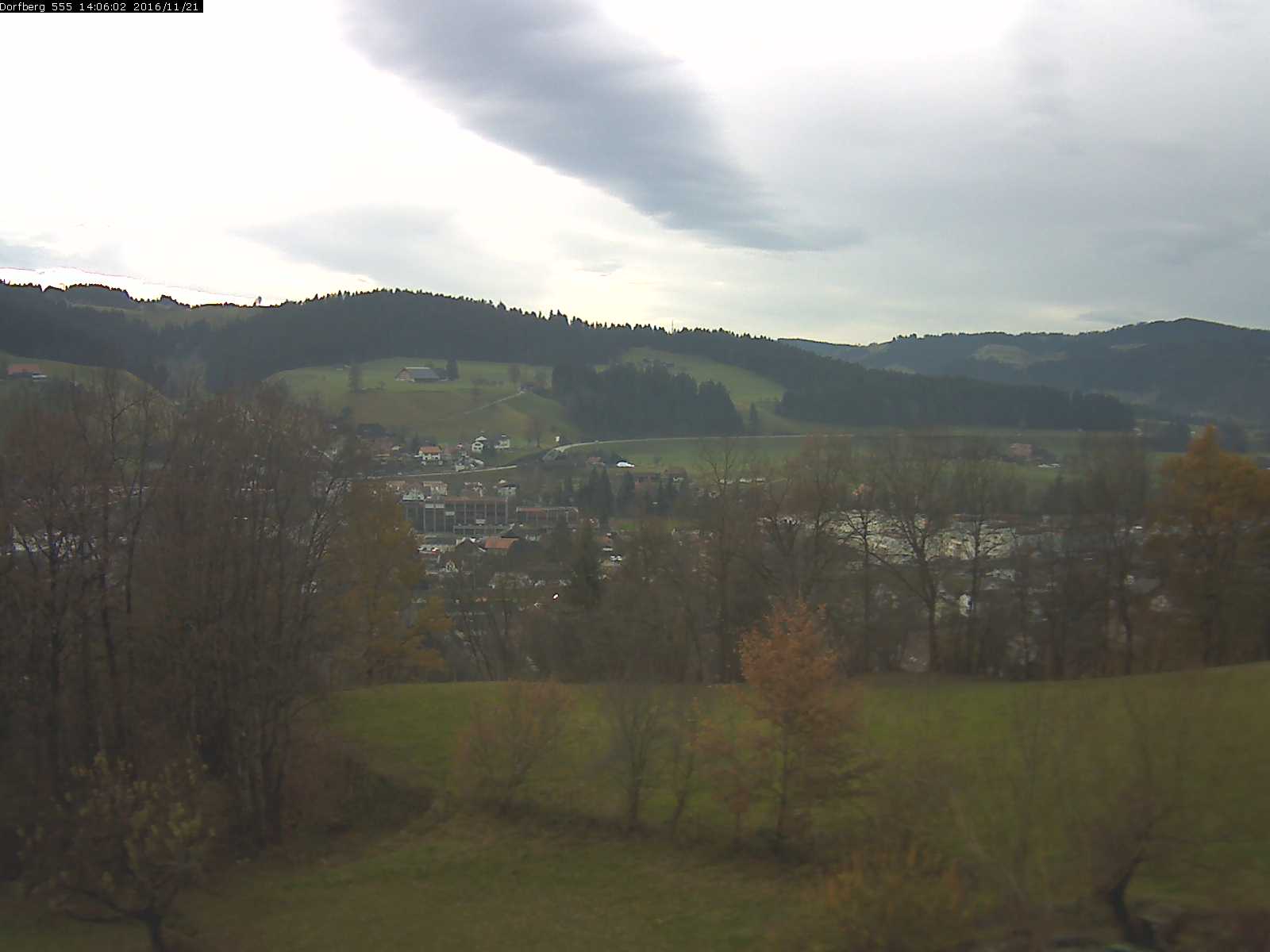 Webcam-Bild: Aussicht vom Dorfberg in Langnau 20161121-140601