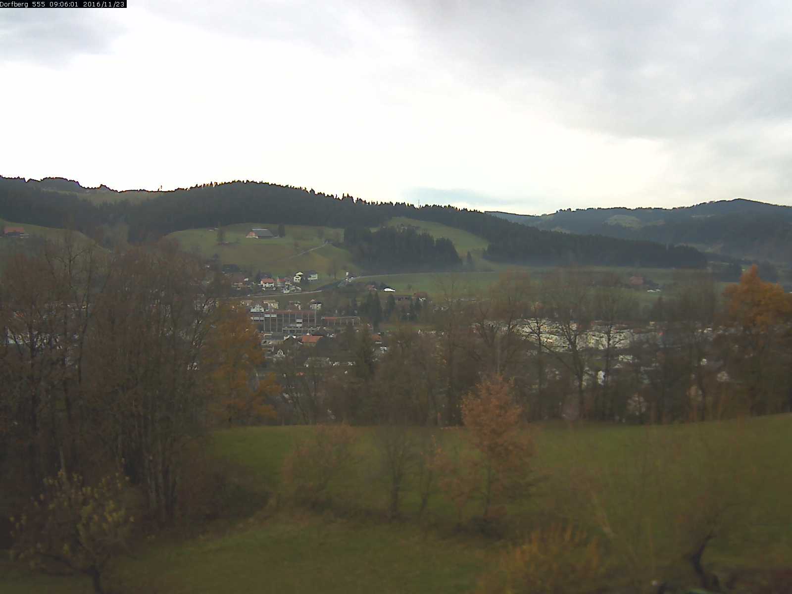 Webcam-Bild: Aussicht vom Dorfberg in Langnau 20161123-090601
