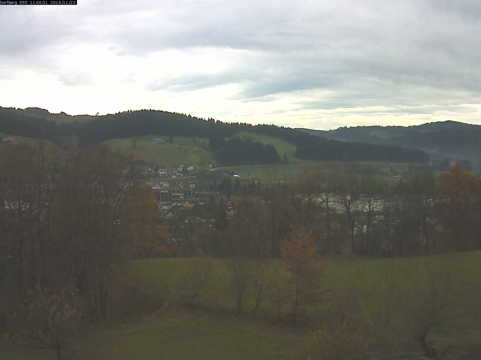 Webcam-Bild: Aussicht vom Dorfberg in Langnau 20161123-110601