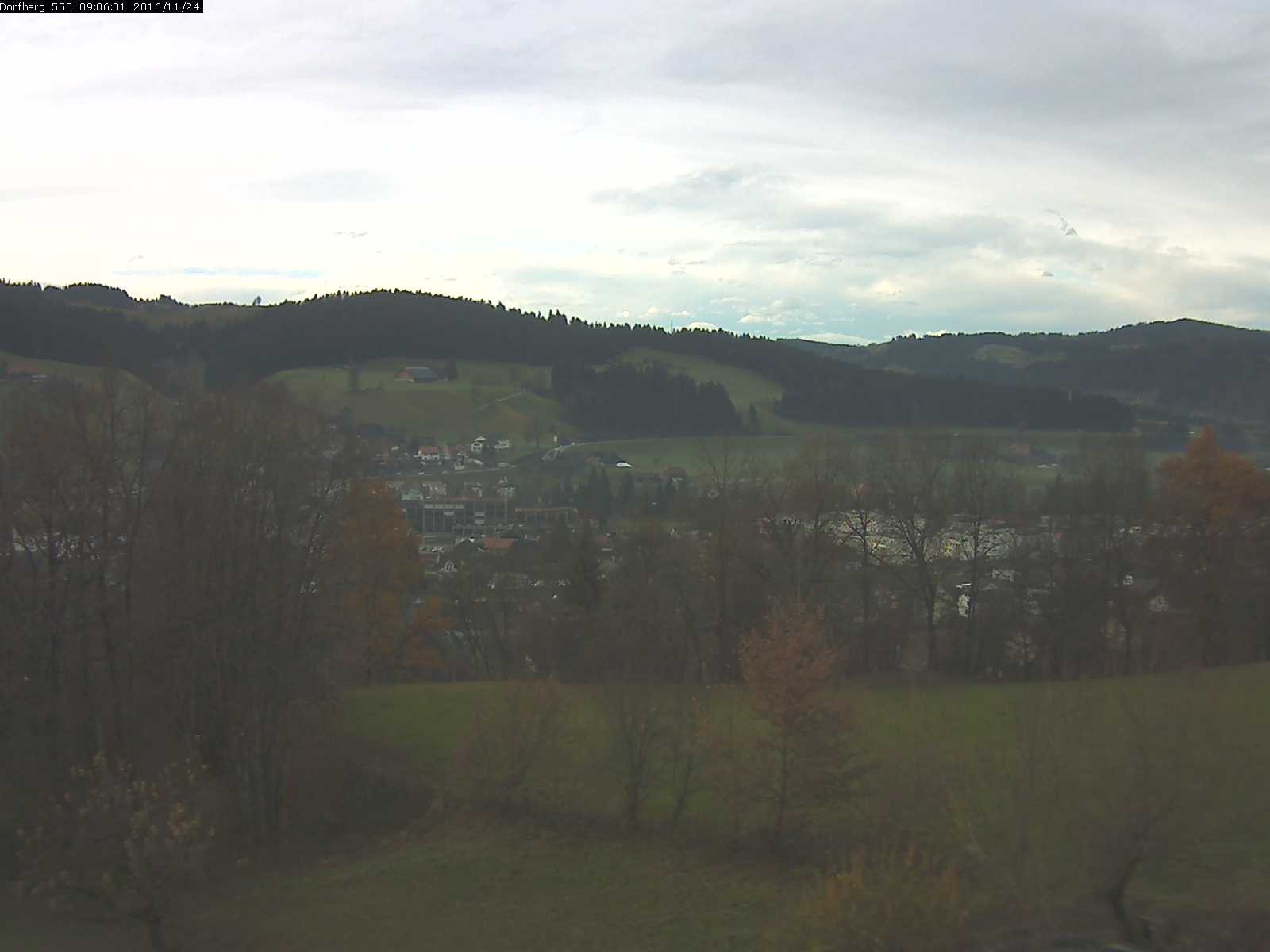 Webcam-Bild: Aussicht vom Dorfberg in Langnau 20161124-090601