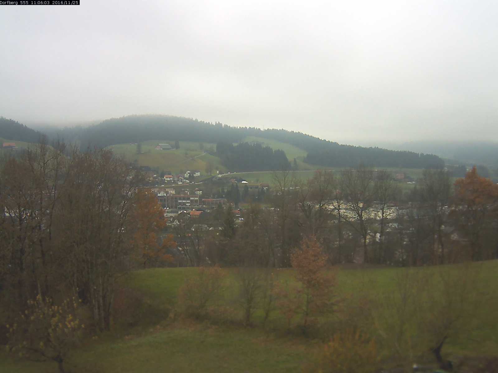 Webcam-Bild: Aussicht vom Dorfberg in Langnau 20161125-110601