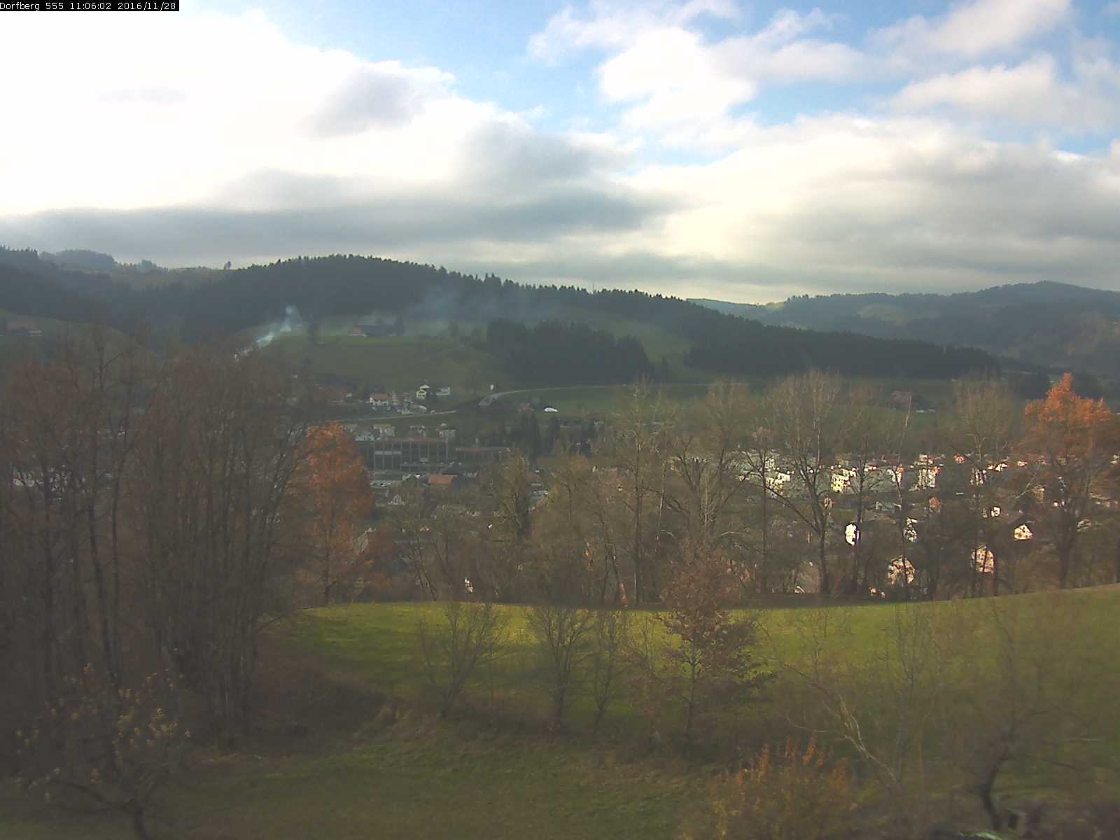 Webcam-Bild: Aussicht vom Dorfberg in Langnau 20161128-110601