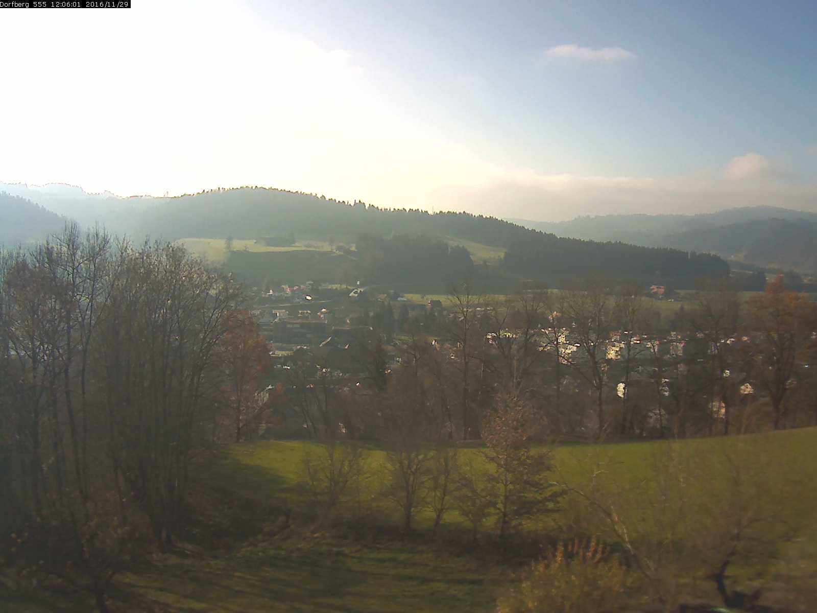 Webcam-Bild: Aussicht vom Dorfberg in Langnau 20161129-120601