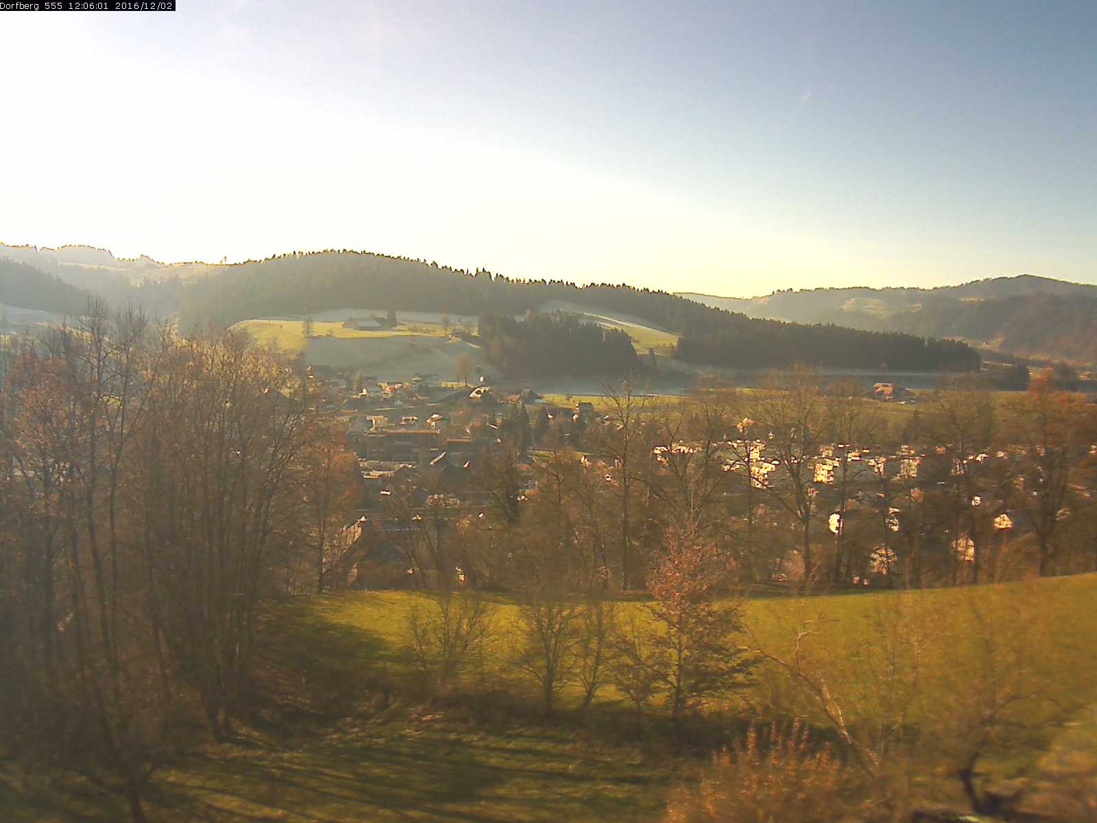 Webcam-Bild: Aussicht vom Dorfberg in Langnau 20161202-120601