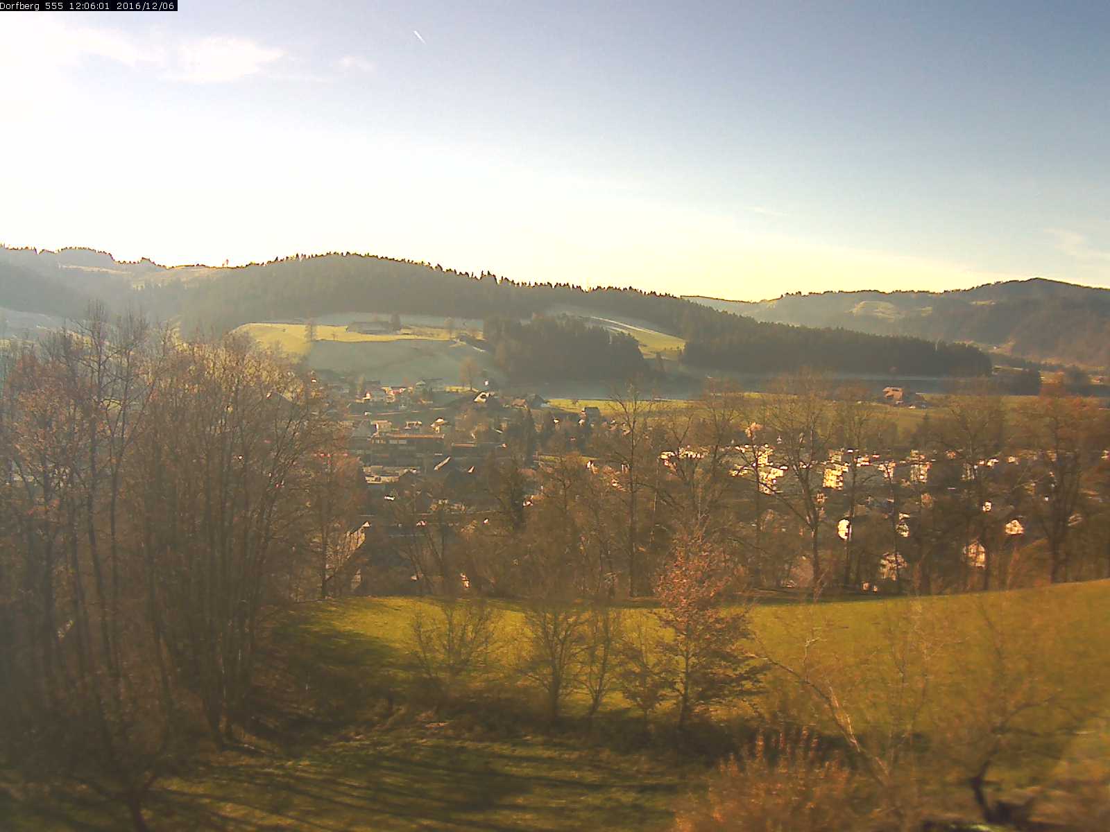 Webcam-Bild: Aussicht vom Dorfberg in Langnau 20161206-120601