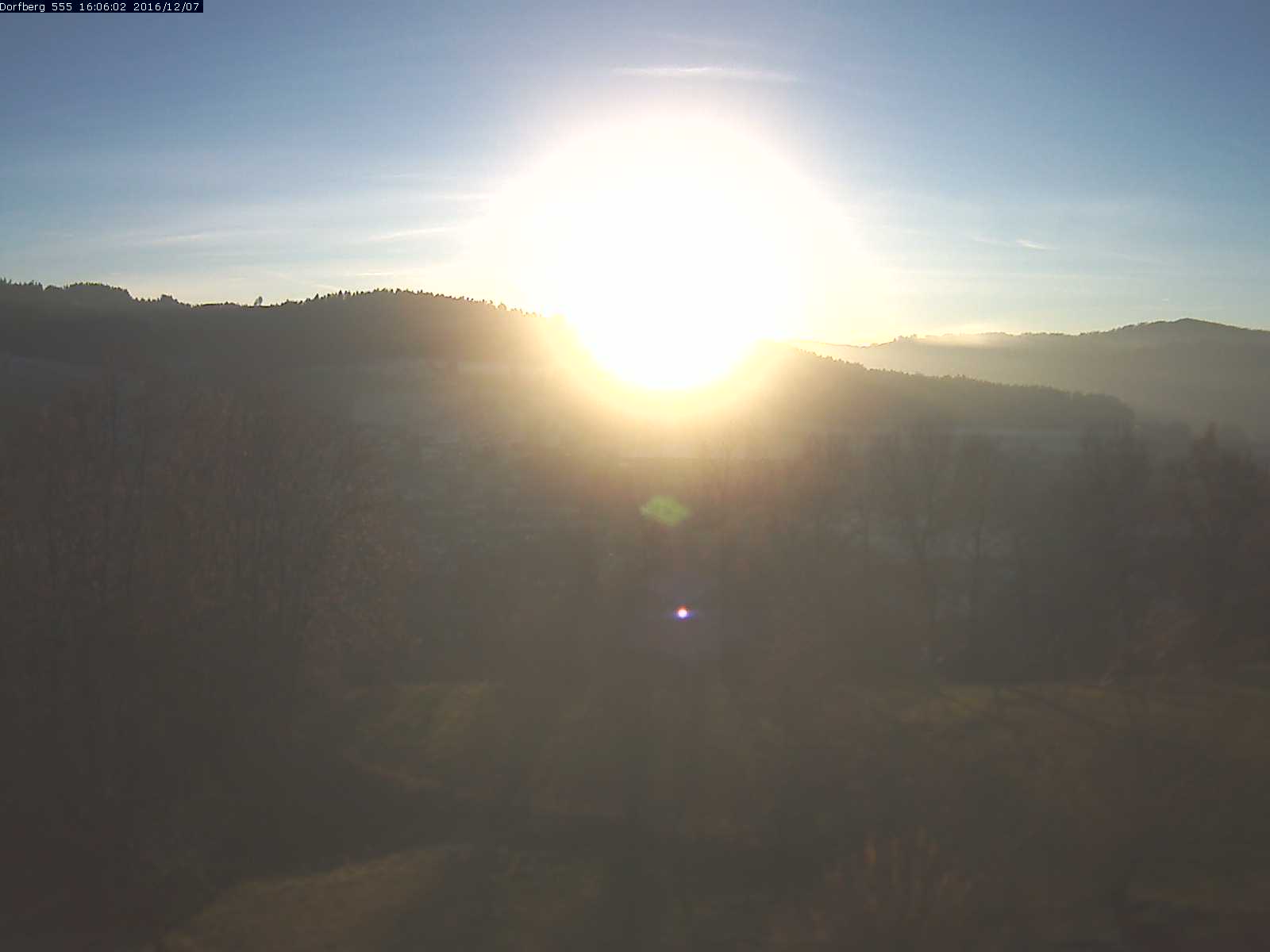 Webcam-Bild: Aussicht vom Dorfberg in Langnau 20161207-160601