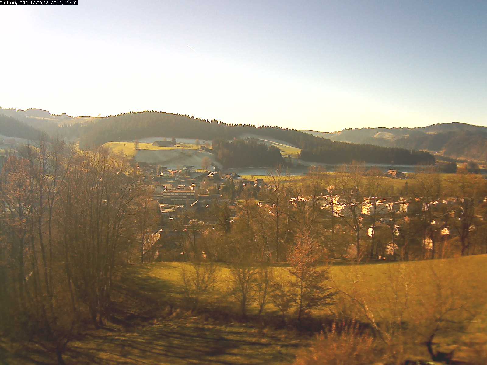 Webcam-Bild: Aussicht vom Dorfberg in Langnau 20161210-120601