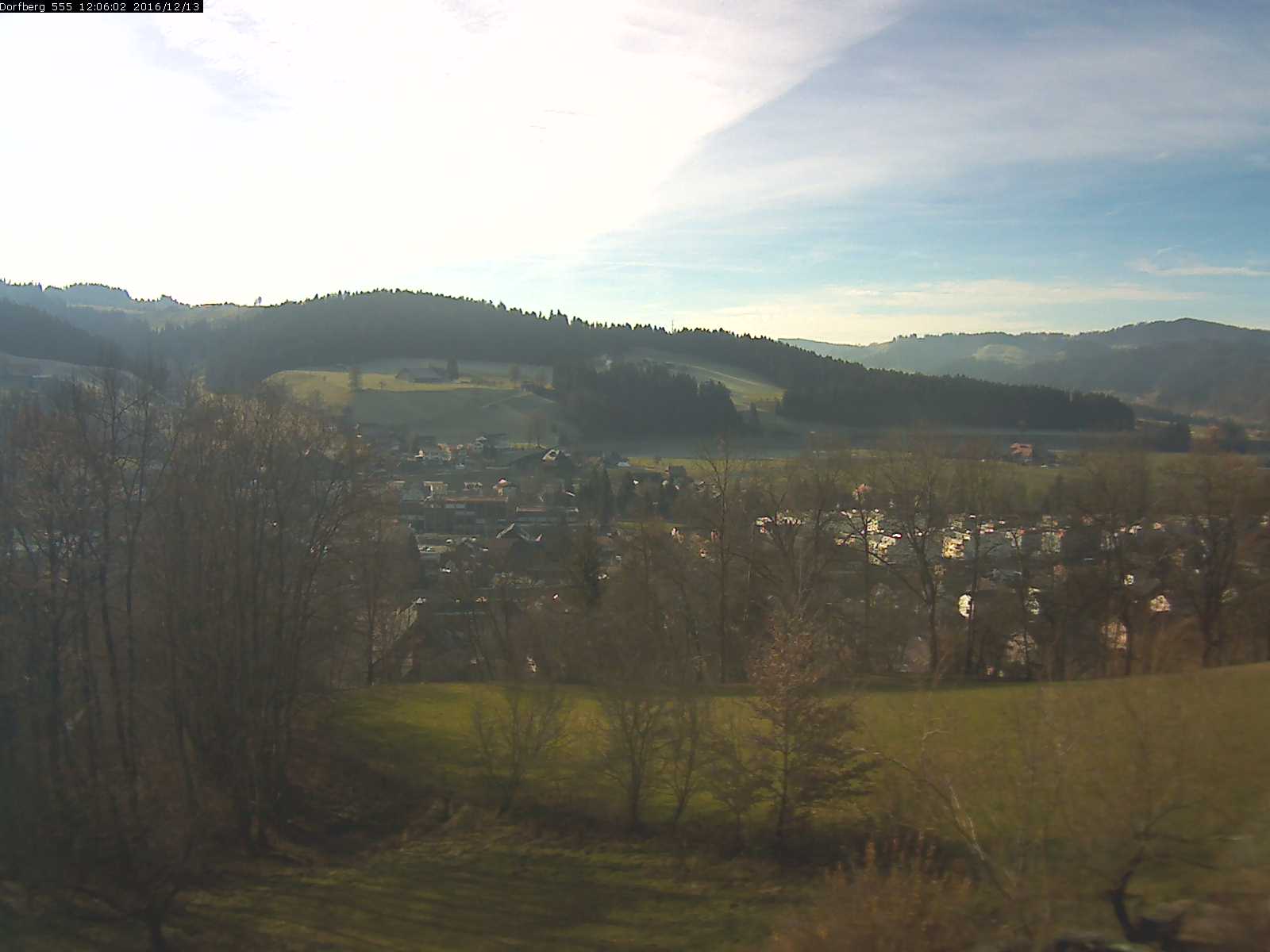 Webcam-Bild: Aussicht vom Dorfberg in Langnau 20161213-120601