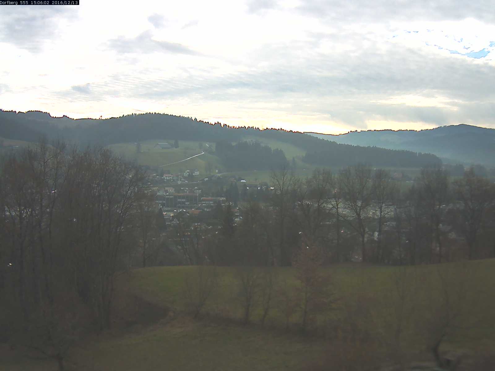 Webcam-Bild: Aussicht vom Dorfberg in Langnau 20161213-150601