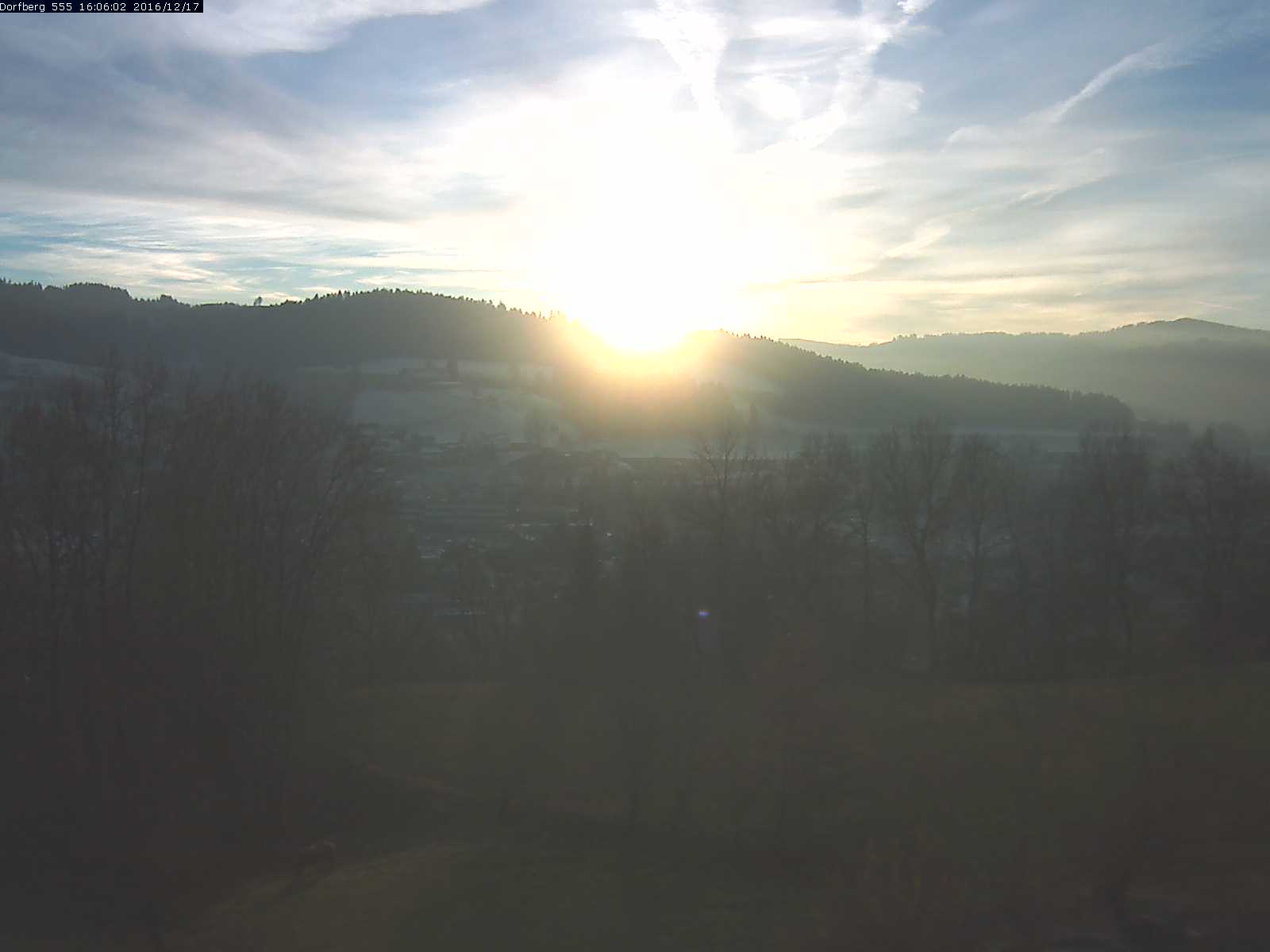 Webcam-Bild: Aussicht vom Dorfberg in Langnau 20161217-160601