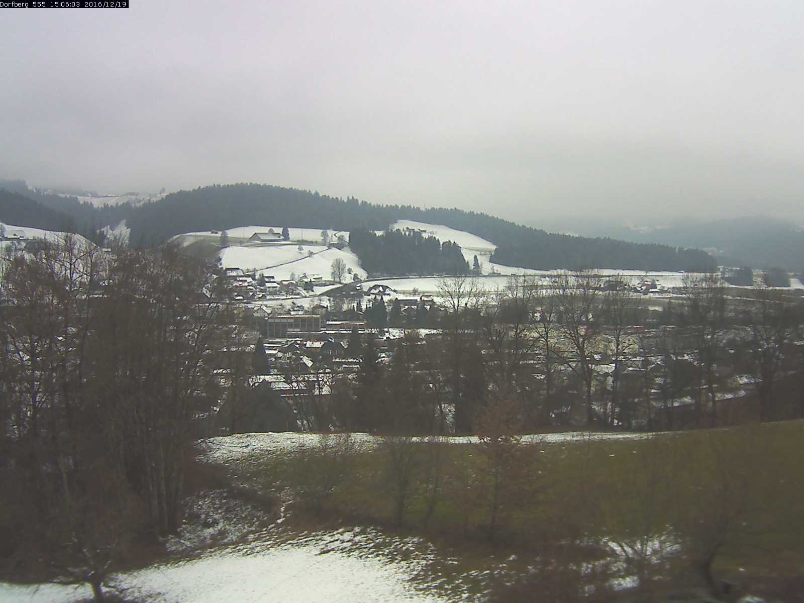 Webcam-Bild: Aussicht vom Dorfberg in Langnau 20161219-150601