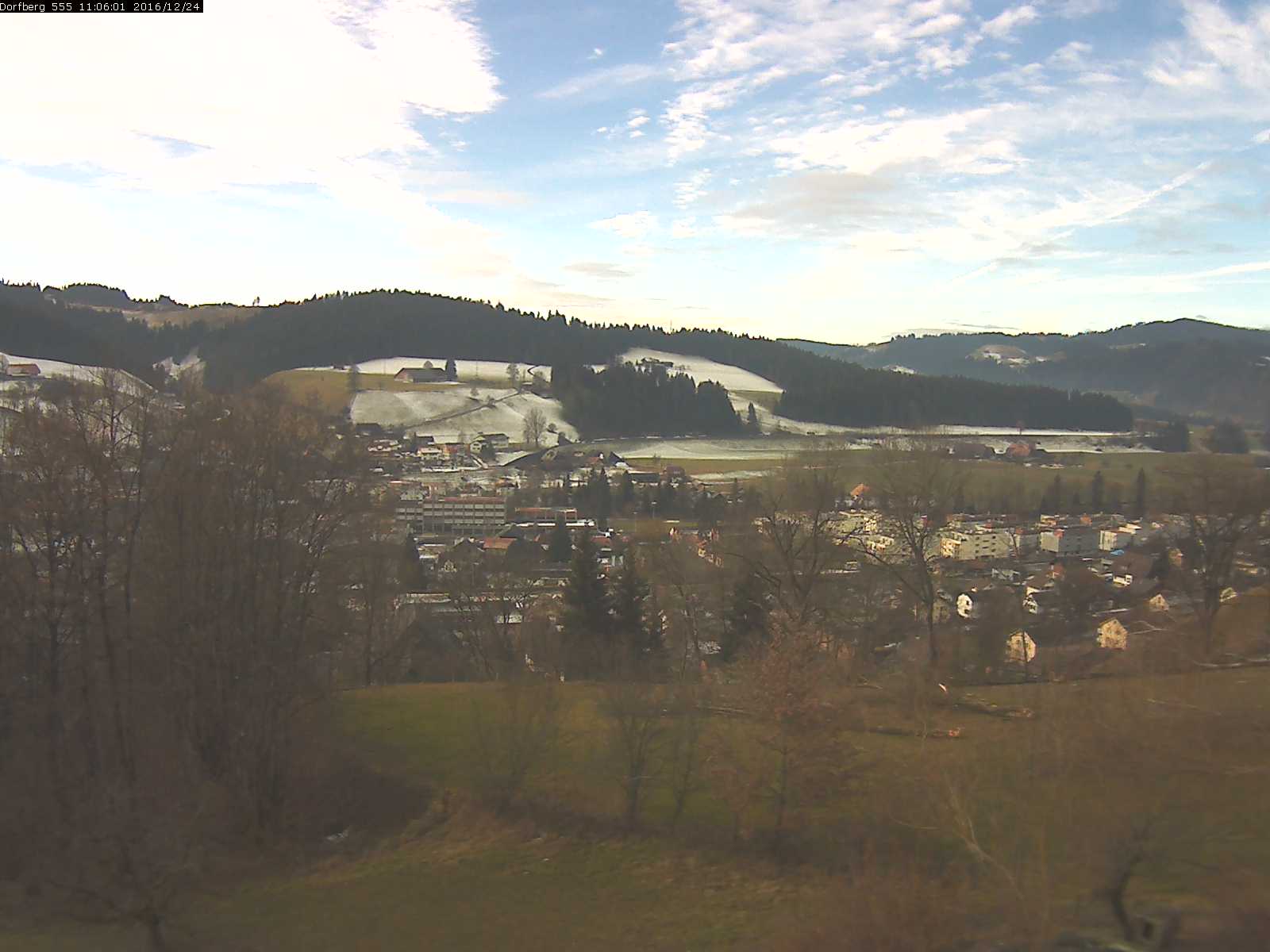 Webcam-Bild: Aussicht vom Dorfberg in Langnau 20161224-110601
