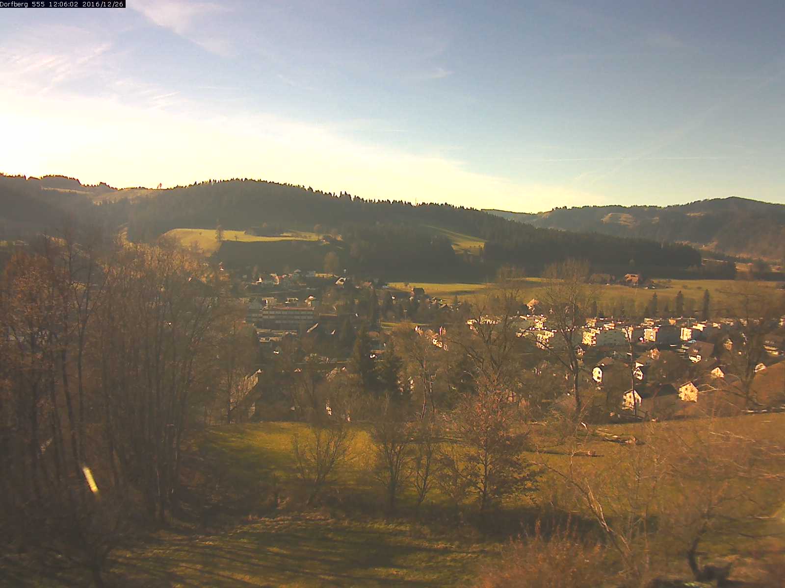 Webcam-Bild: Aussicht vom Dorfberg in Langnau 20161226-120601
