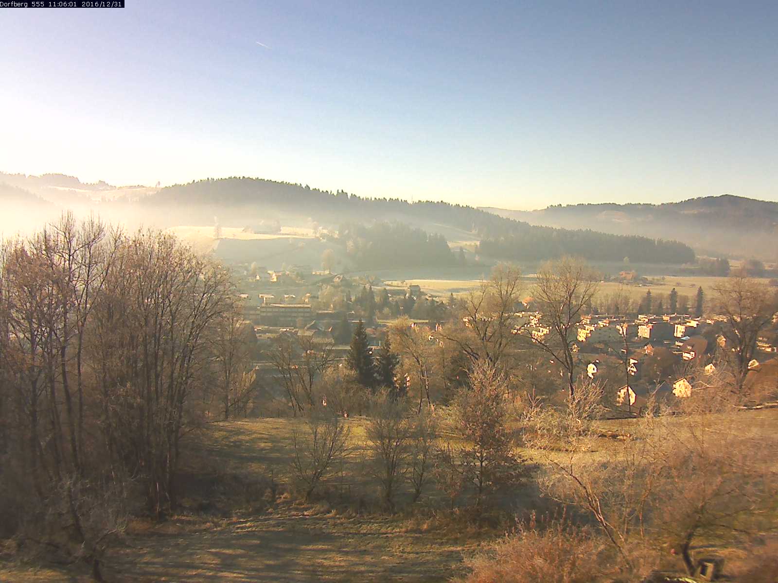 Webcam-Bild: Aussicht vom Dorfberg in Langnau 20161231-110601