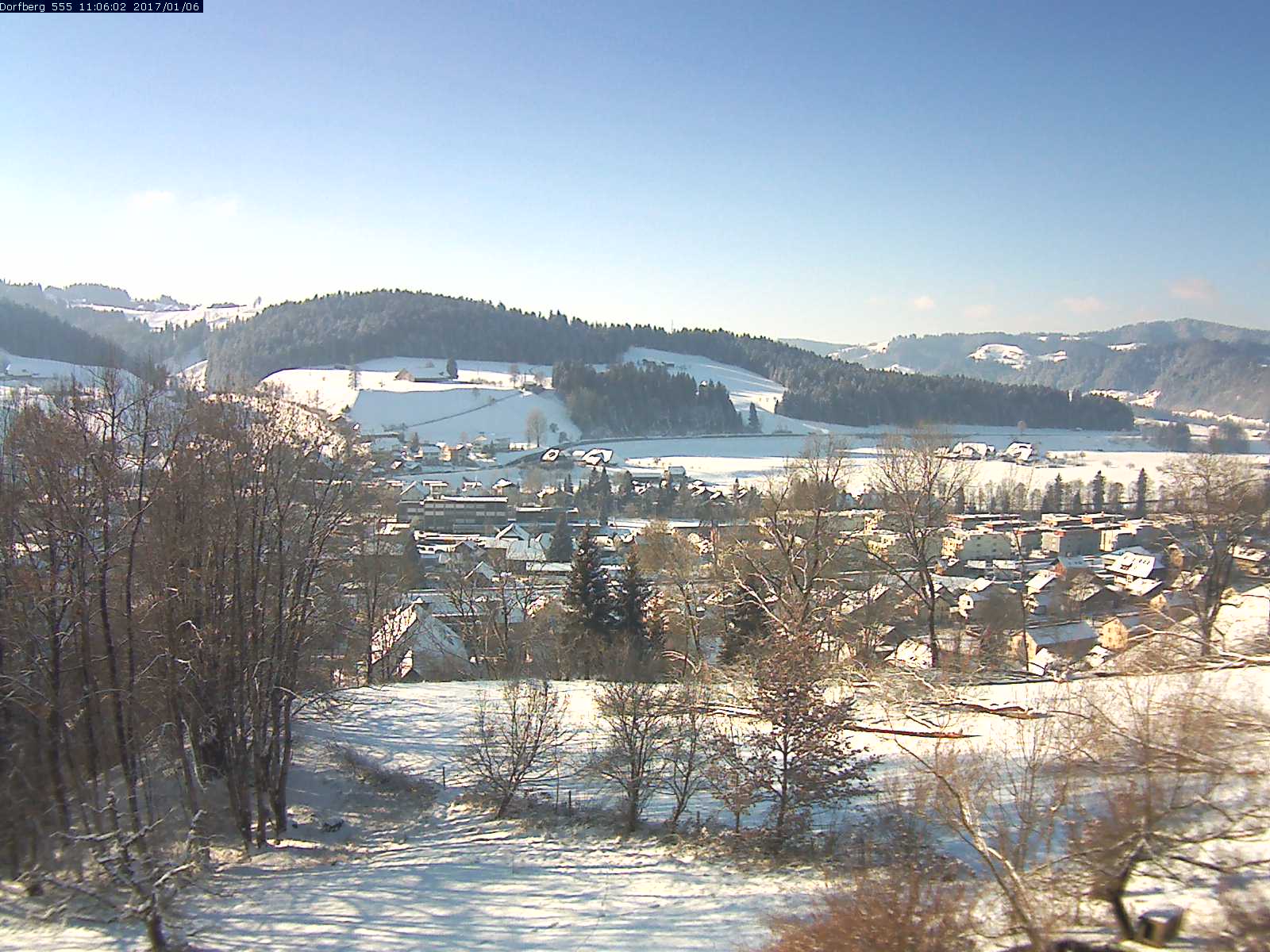 Webcam-Bild: Aussicht vom Dorfberg in Langnau 20170106-110601