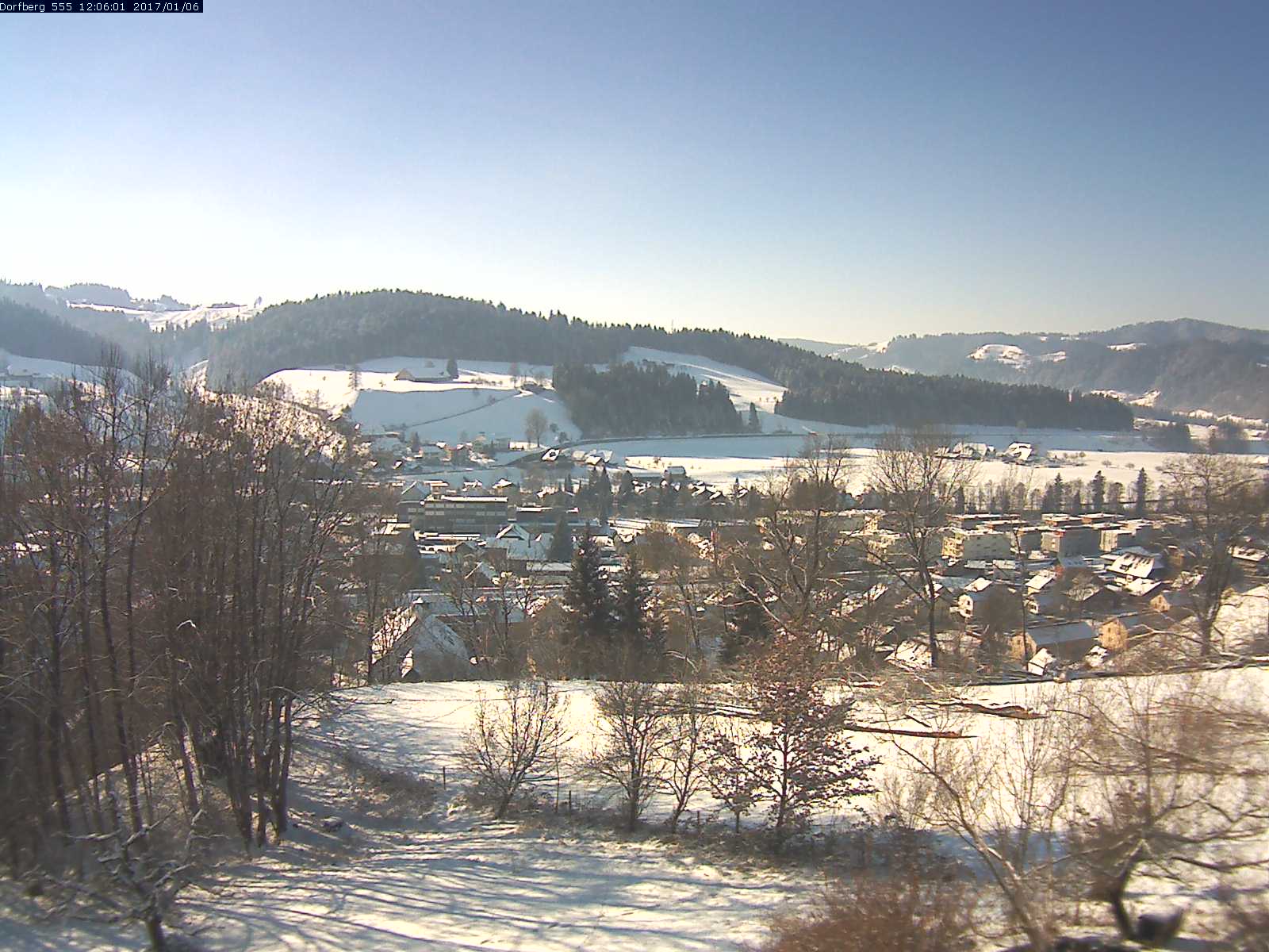 Webcam-Bild: Aussicht vom Dorfberg in Langnau 20170106-120601
