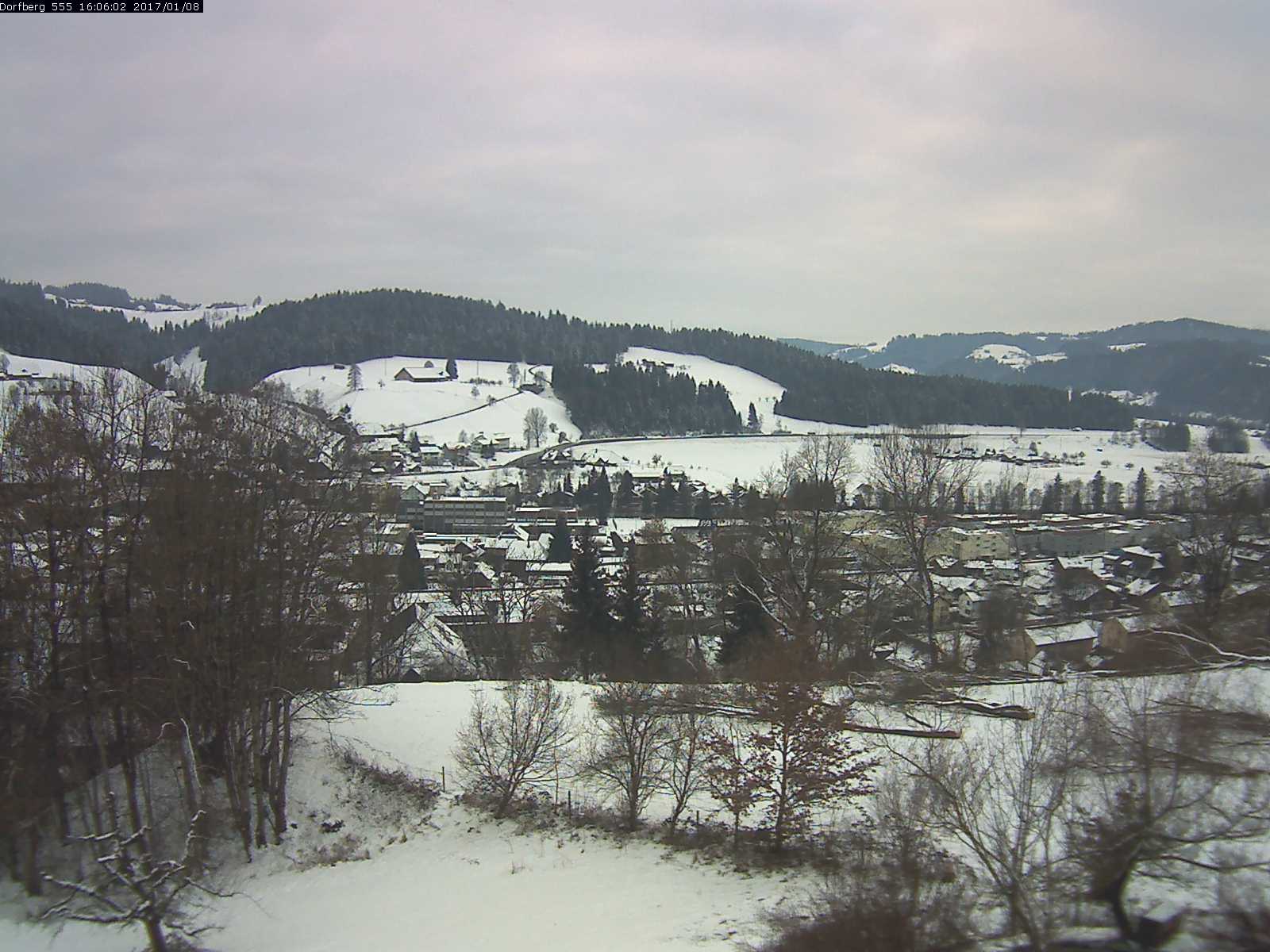 Webcam-Bild: Aussicht vom Dorfberg in Langnau 20170108-160601