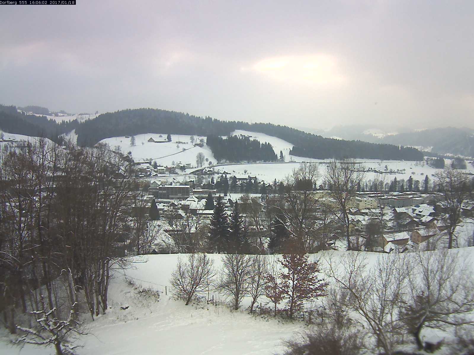 Webcam-Bild: Aussicht vom Dorfberg in Langnau 20170118-160601
