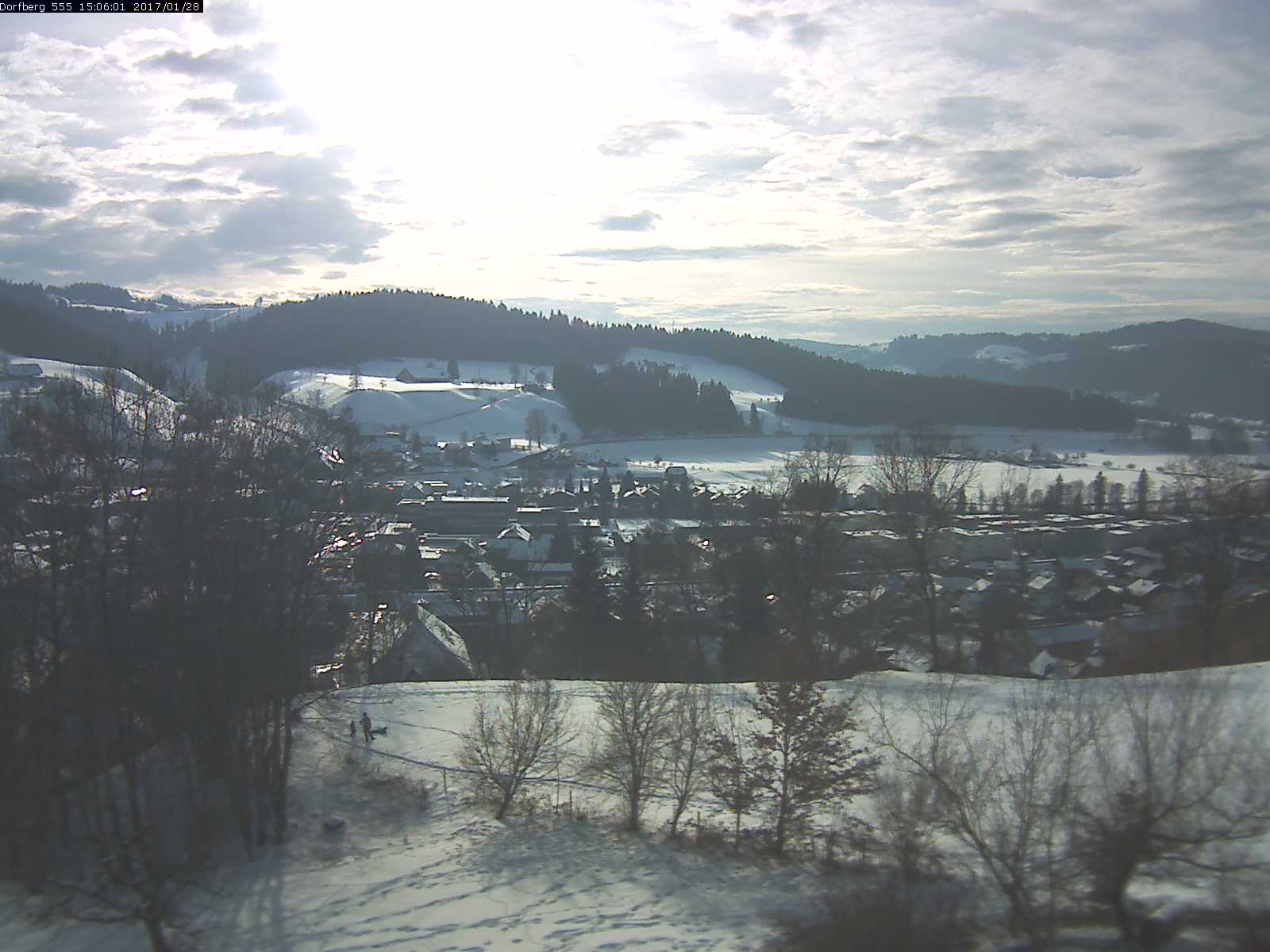 Webcam-Bild: Aussicht vom Dorfberg in Langnau 20170128-150601