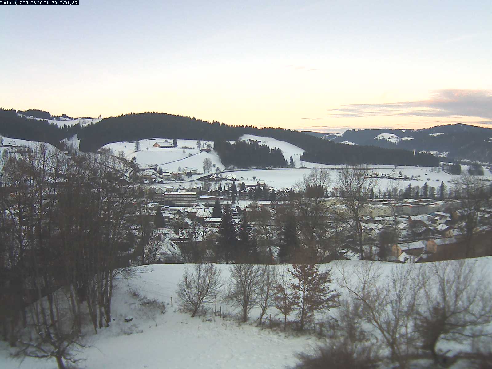 Webcam-Bild: Aussicht vom Dorfberg in Langnau 20170129-080601