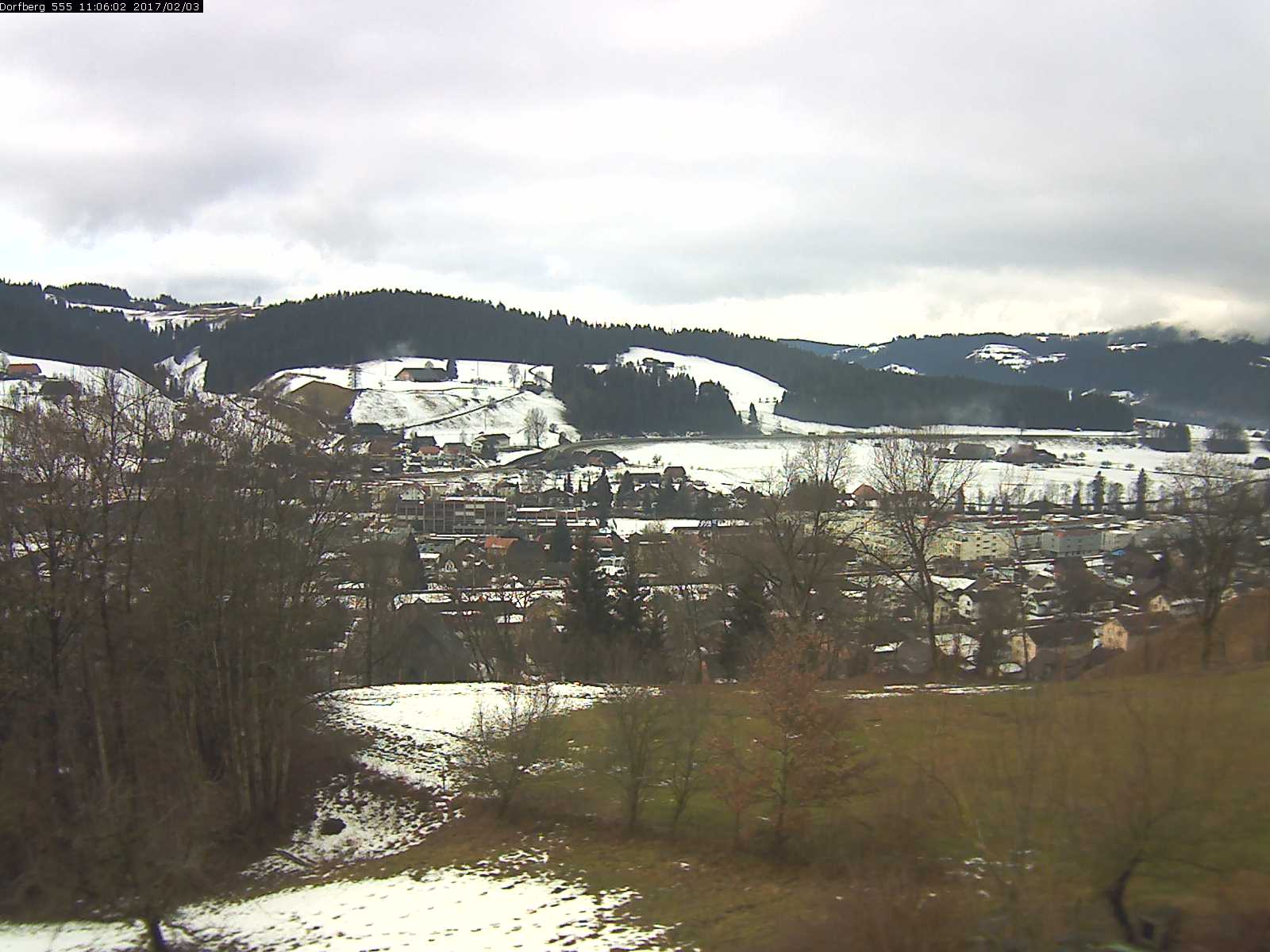 Webcam-Bild: Aussicht vom Dorfberg in Langnau 20170203-110601