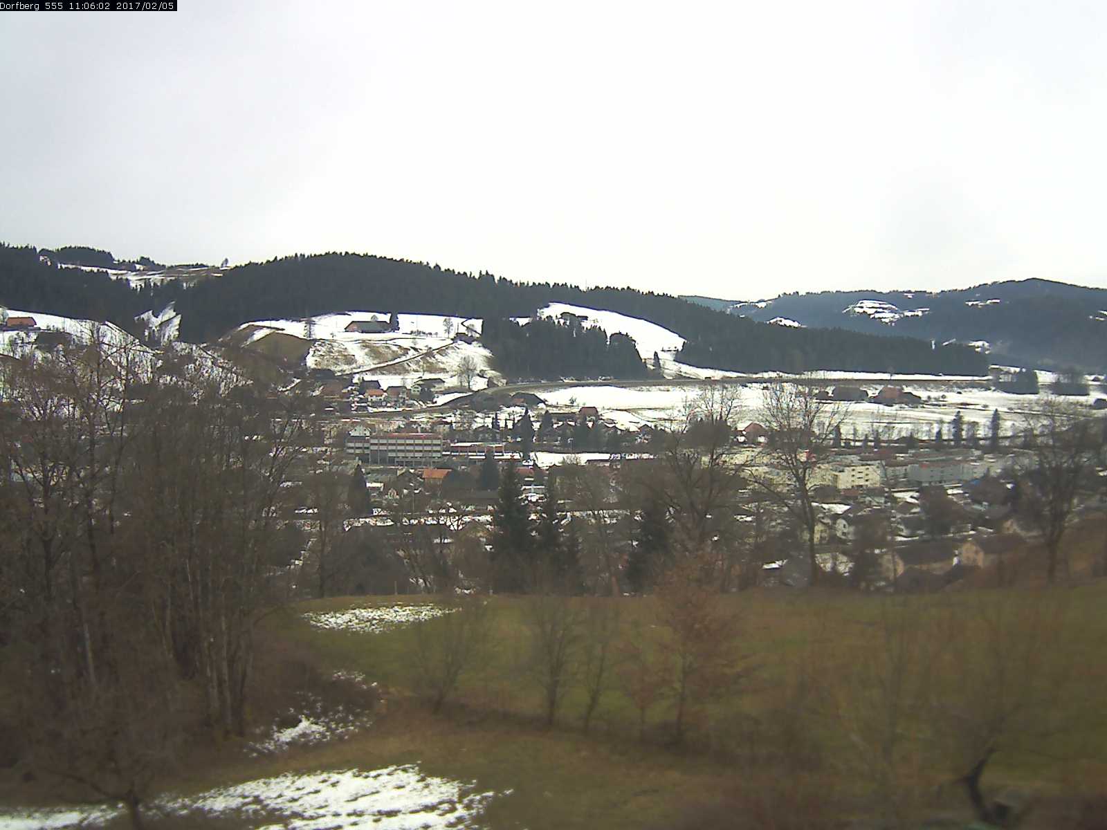 Webcam-Bild: Aussicht vom Dorfberg in Langnau 20170205-110601