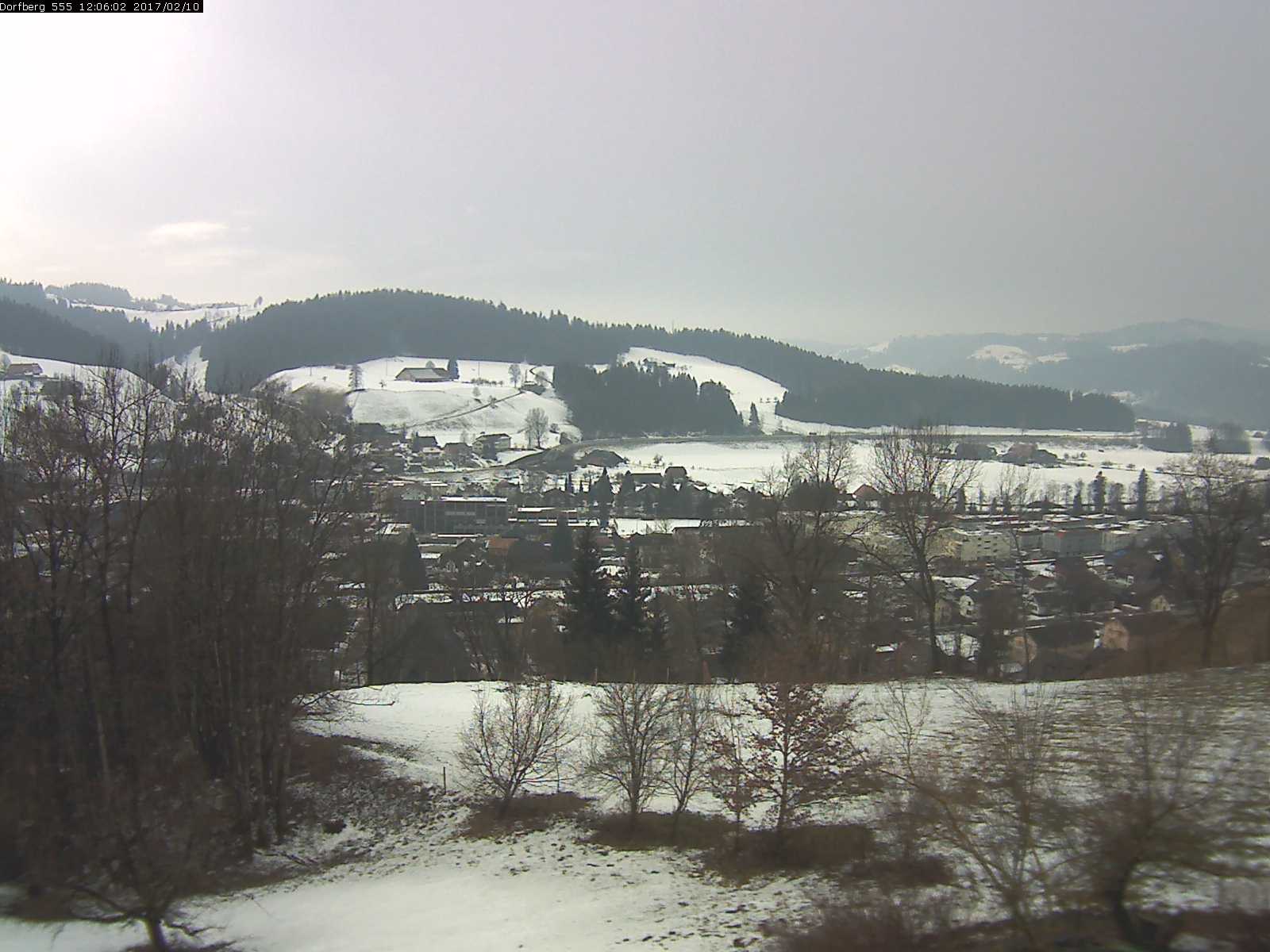 Webcam-Bild: Aussicht vom Dorfberg in Langnau 20170210-120601