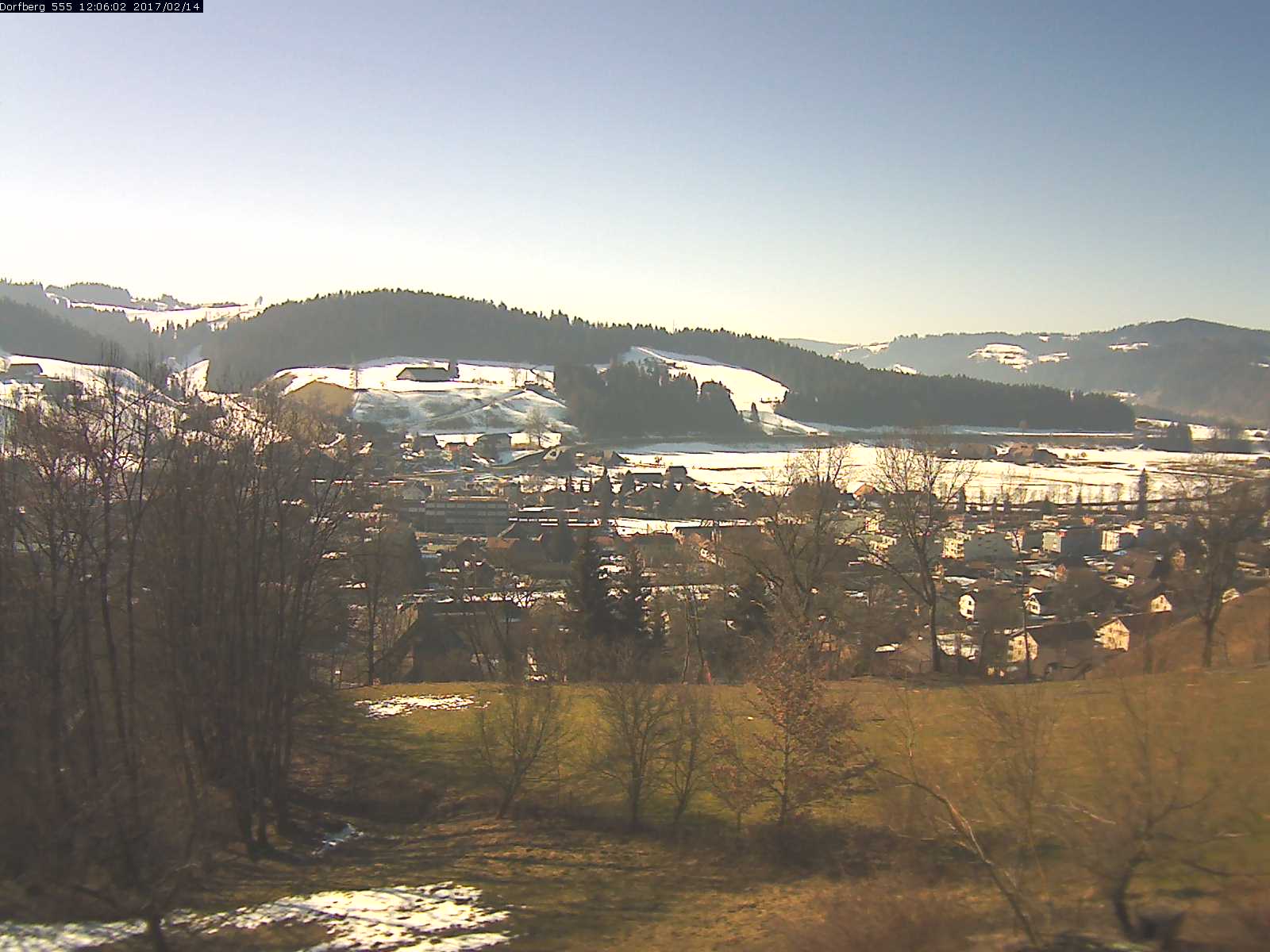 Webcam-Bild: Aussicht vom Dorfberg in Langnau 20170214-120601