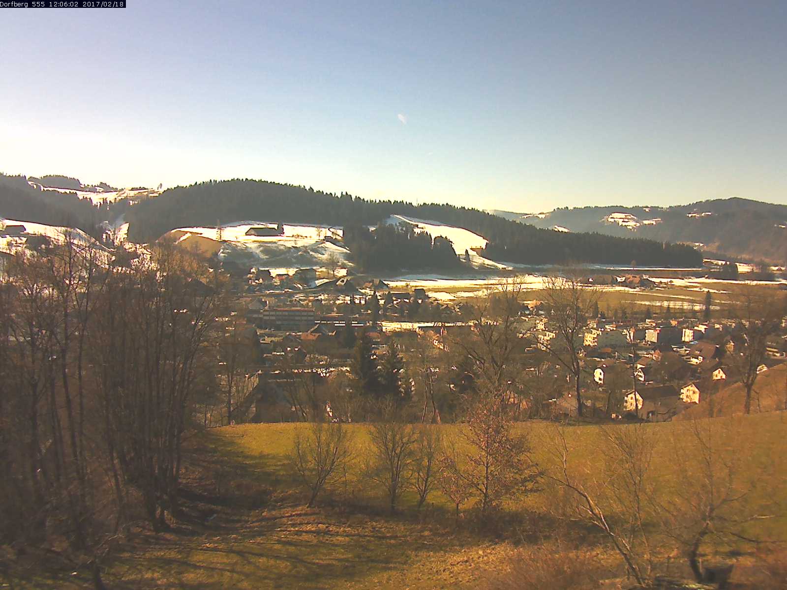 Webcam-Bild: Aussicht vom Dorfberg in Langnau 20170218-120602