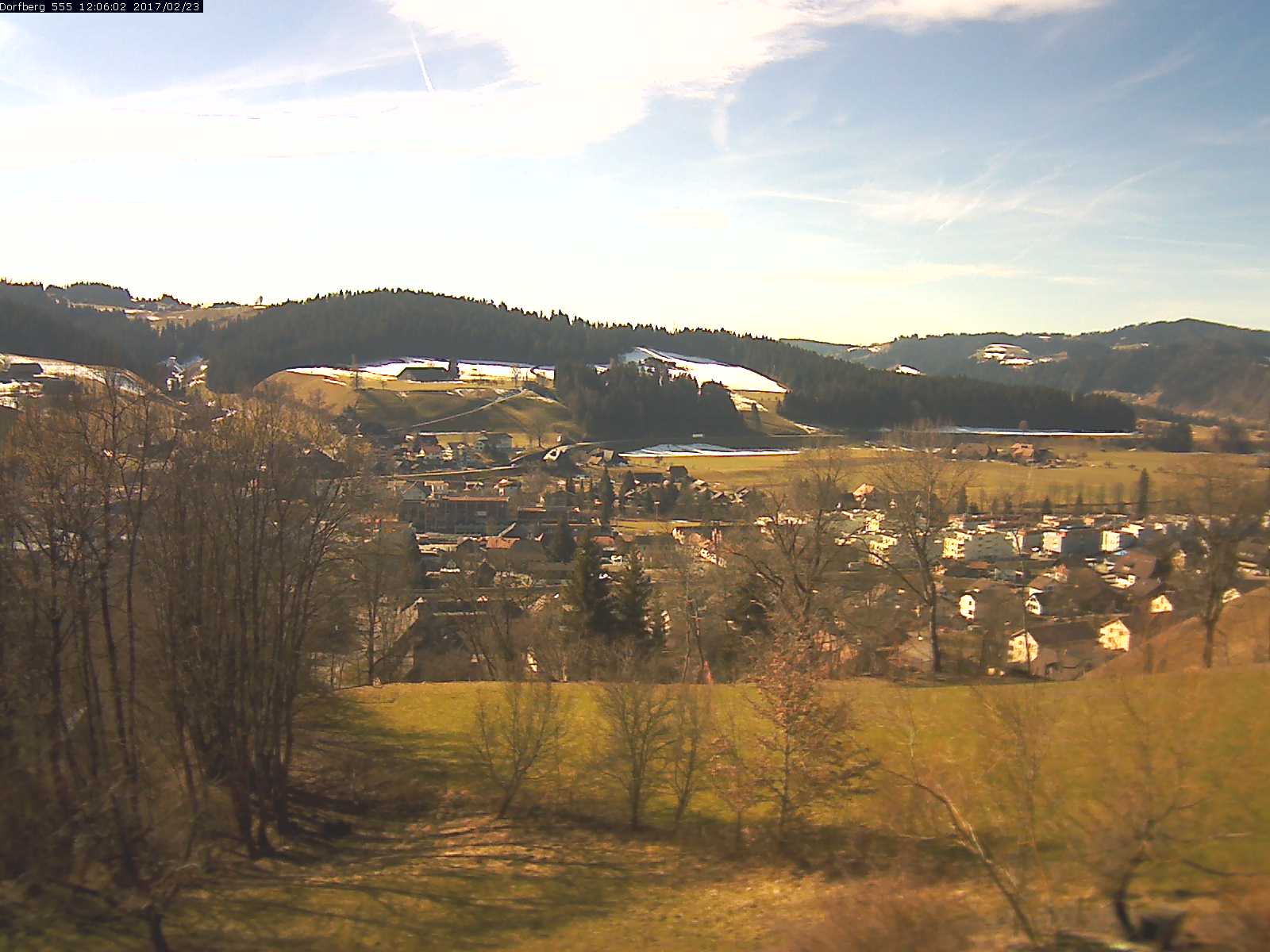 Webcam-Bild: Aussicht vom Dorfberg in Langnau 20170223-120601