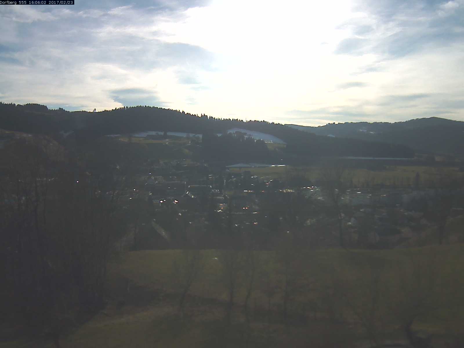 Webcam-Bild: Aussicht vom Dorfberg in Langnau 20170223-160601