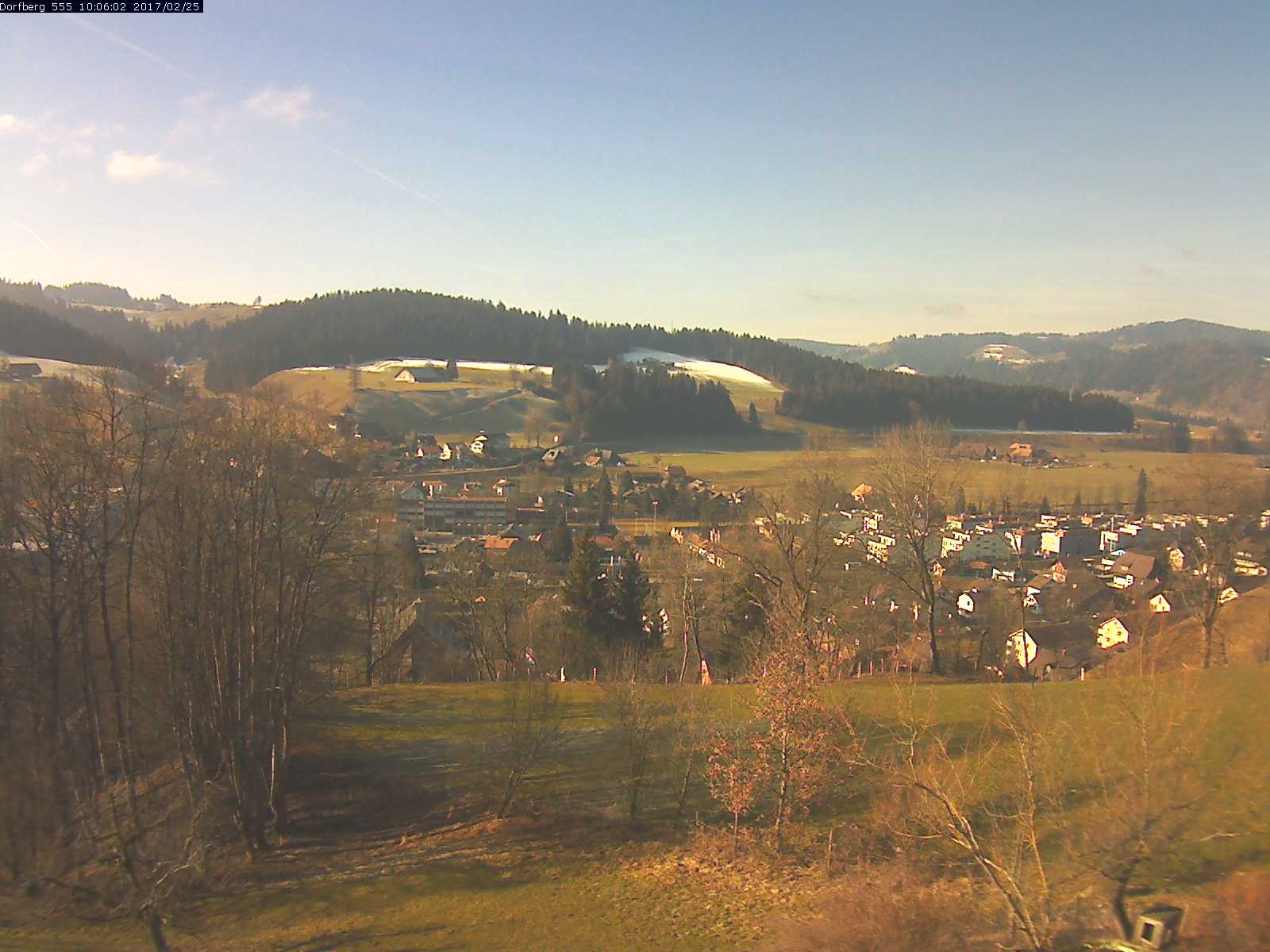 Webcam-Bild: Aussicht vom Dorfberg in Langnau 20170225-100601
