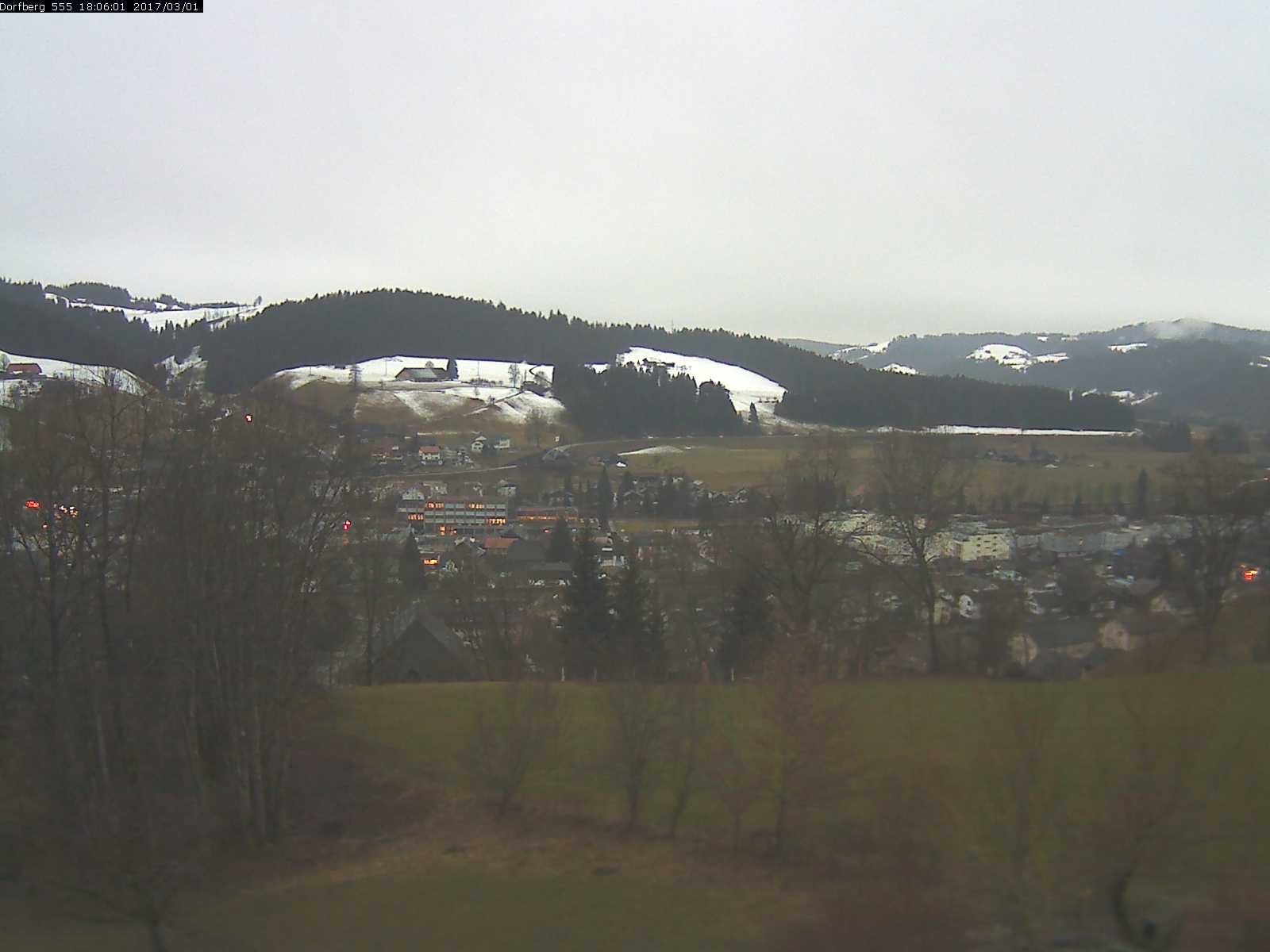 Webcam-Bild: Aussicht vom Dorfberg in Langnau 20170301-180601