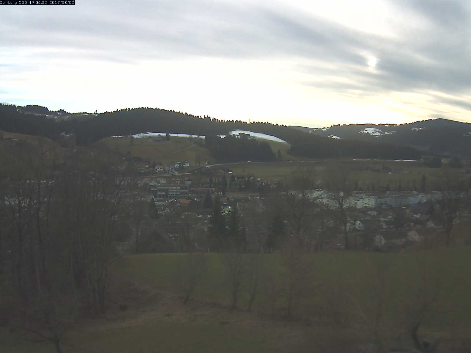 Webcam-Bild: Aussicht vom Dorfberg in Langnau 20170302-170602
