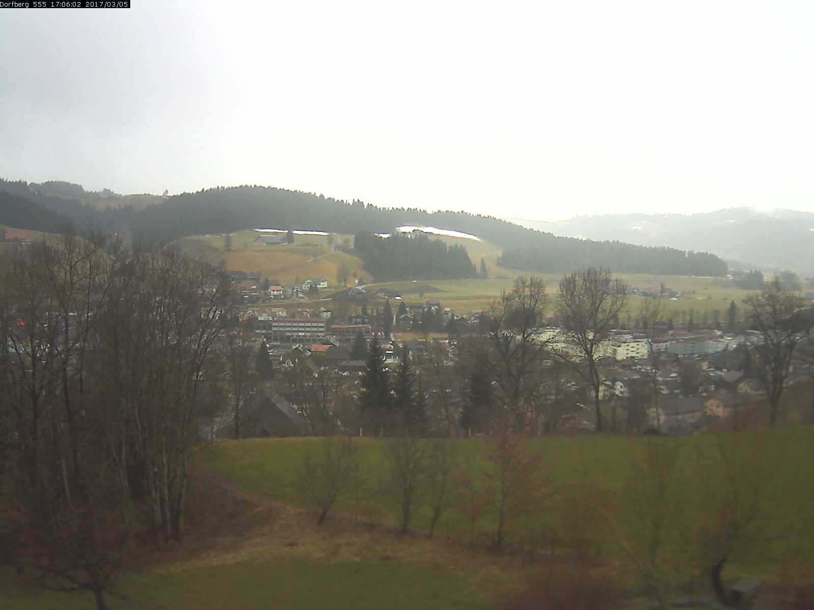 Webcam-Bild: Aussicht vom Dorfberg in Langnau 20170305-170601
