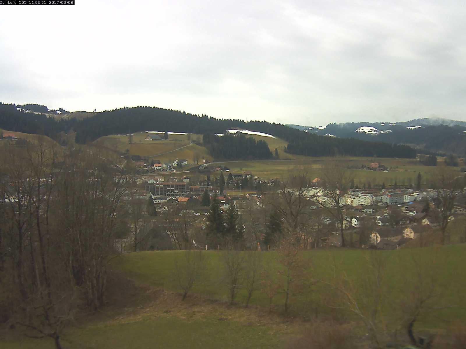 Webcam-Bild: Aussicht vom Dorfberg in Langnau 20170308-110601