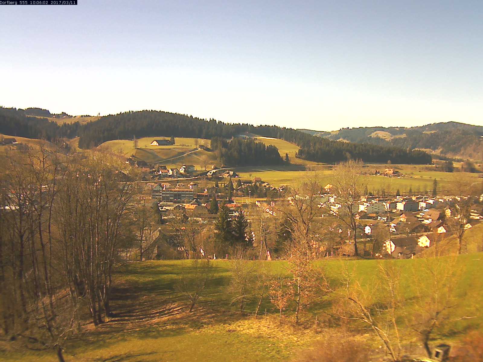 Webcam-Bild: Aussicht vom Dorfberg in Langnau 20170311-100601