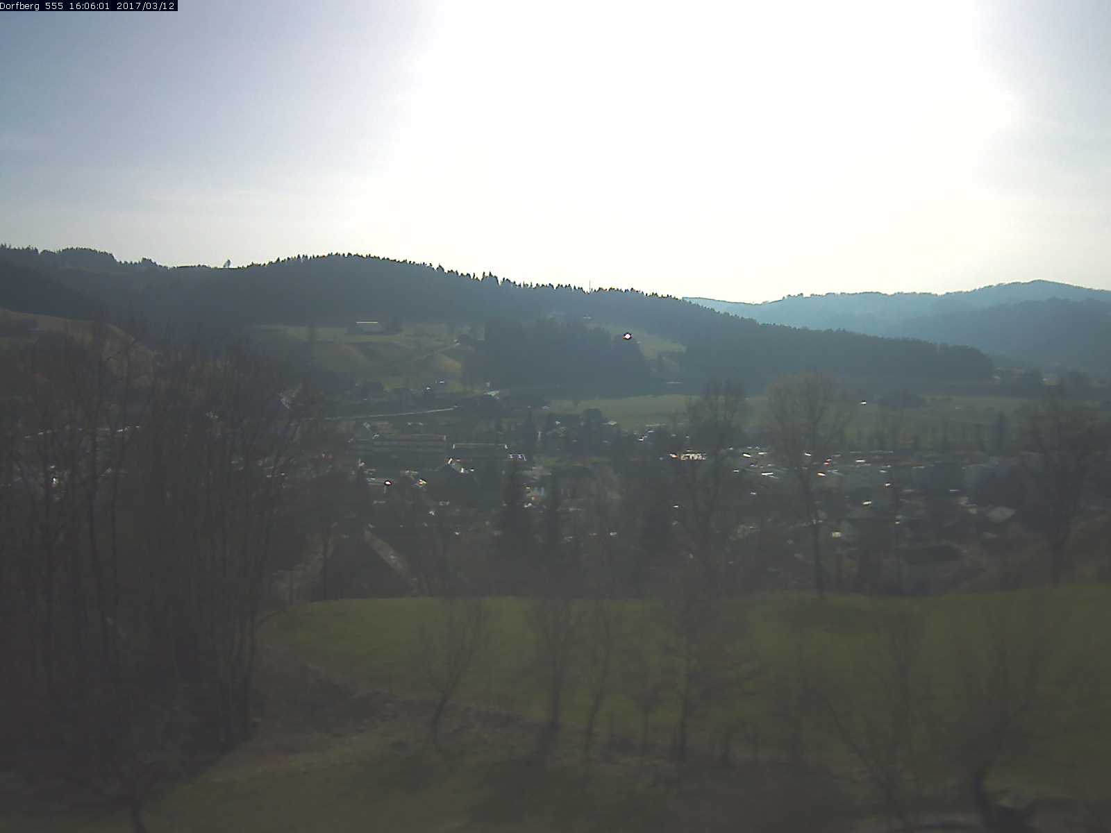 Webcam-Bild: Aussicht vom Dorfberg in Langnau 20170312-160601
