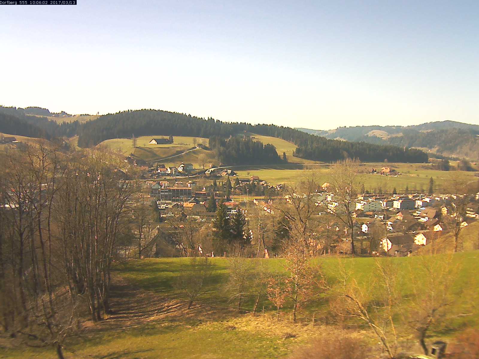 Webcam-Bild: Aussicht vom Dorfberg in Langnau 20170313-100601