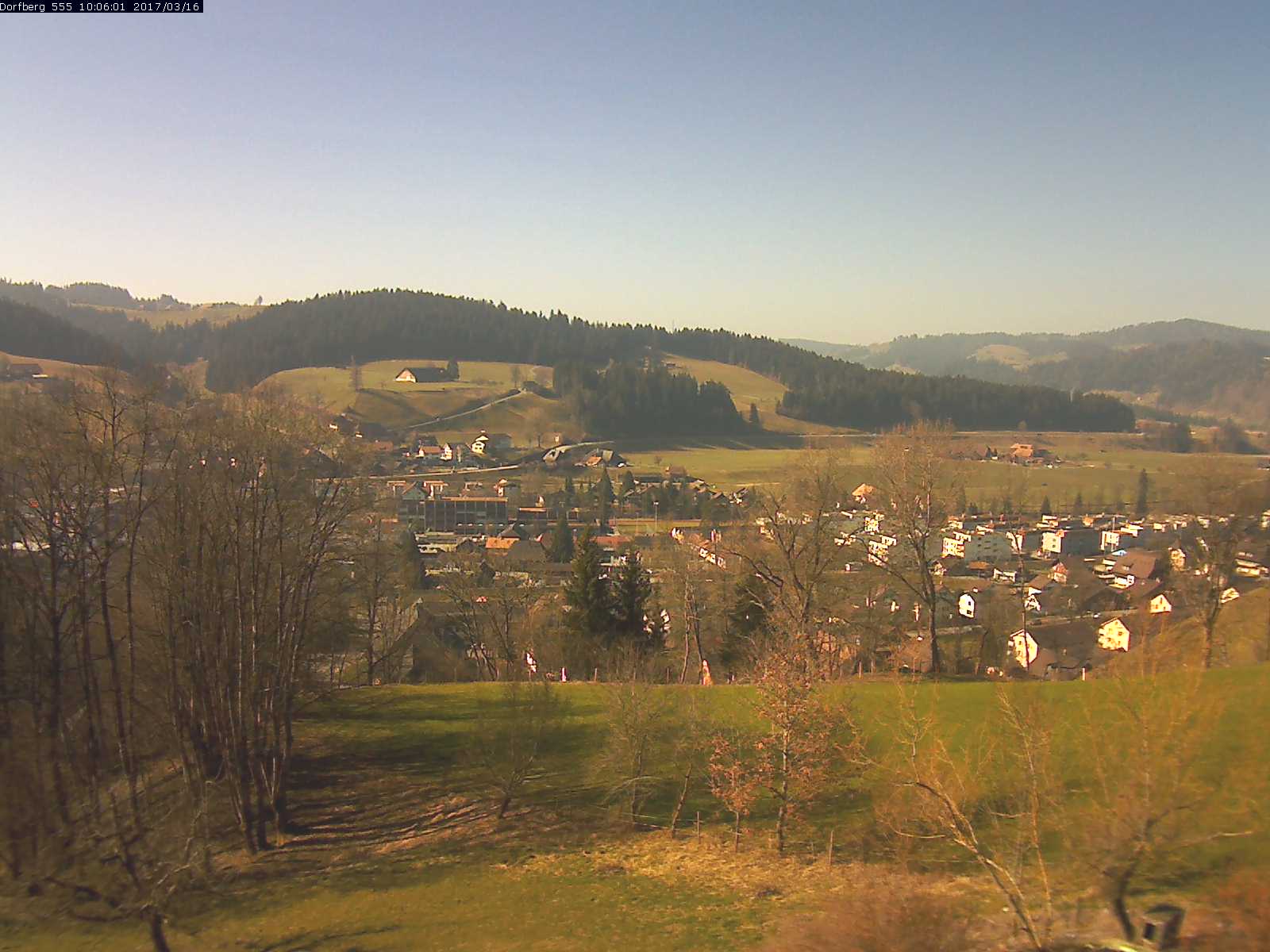 Webcam-Bild: Aussicht vom Dorfberg in Langnau 20170316-100601