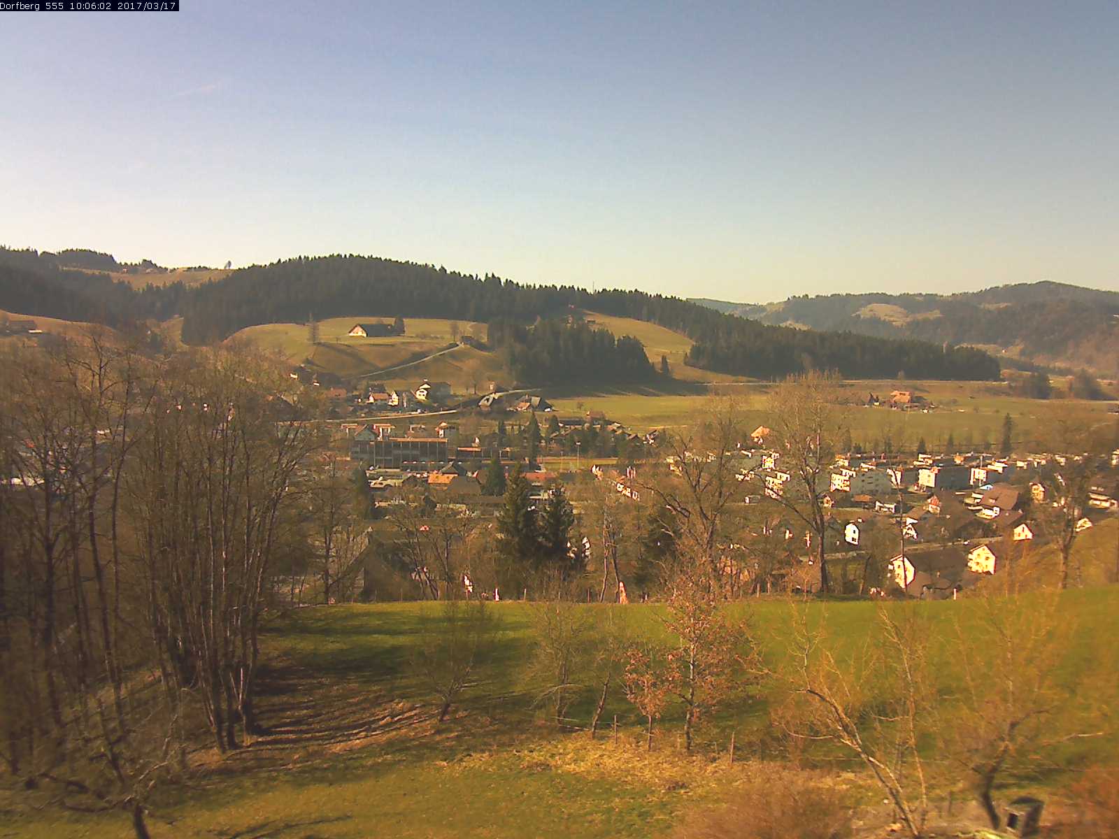 Webcam-Bild: Aussicht vom Dorfberg in Langnau 20170317-100601