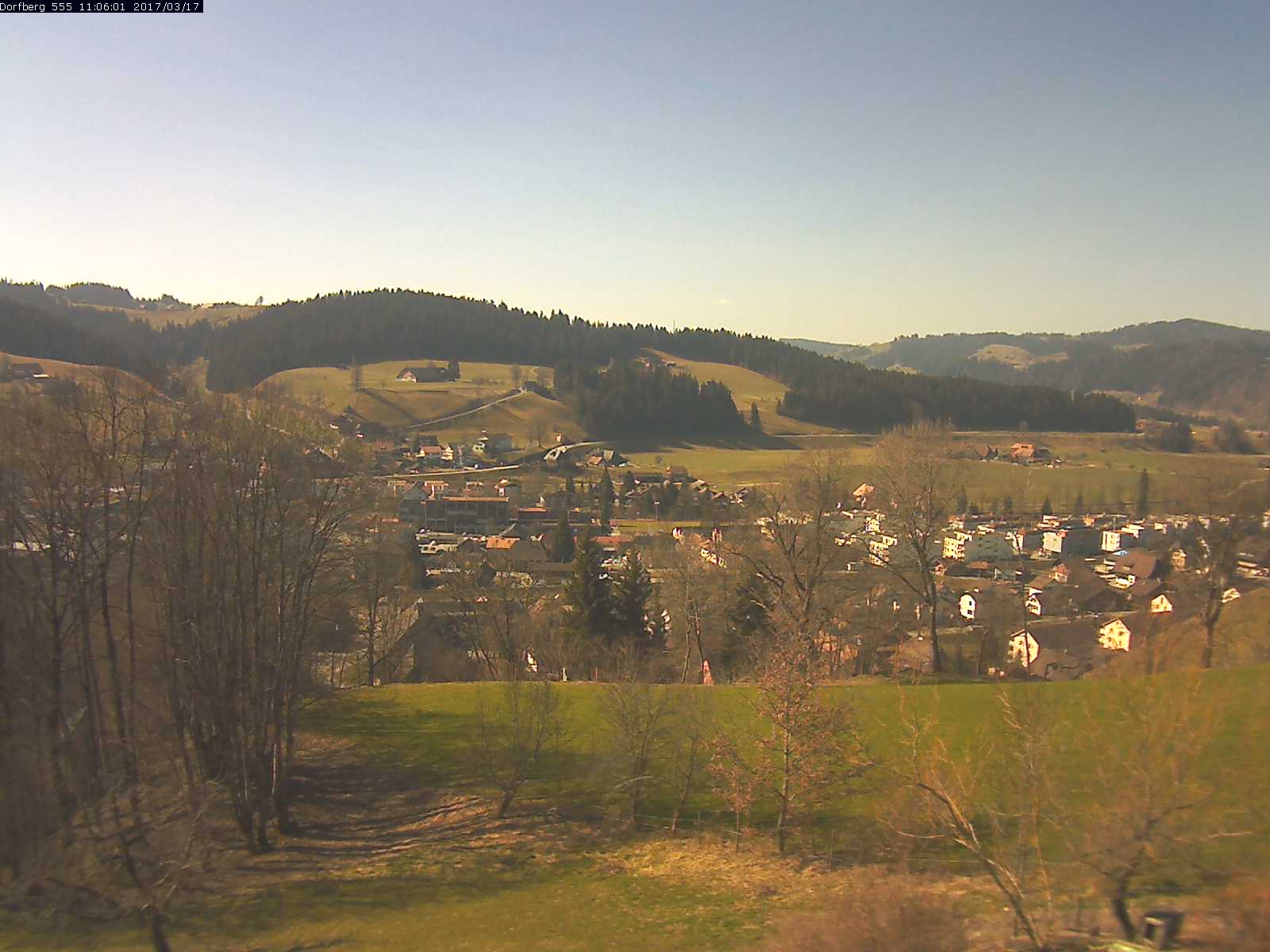 Webcam-Bild: Aussicht vom Dorfberg in Langnau 20170317-110601