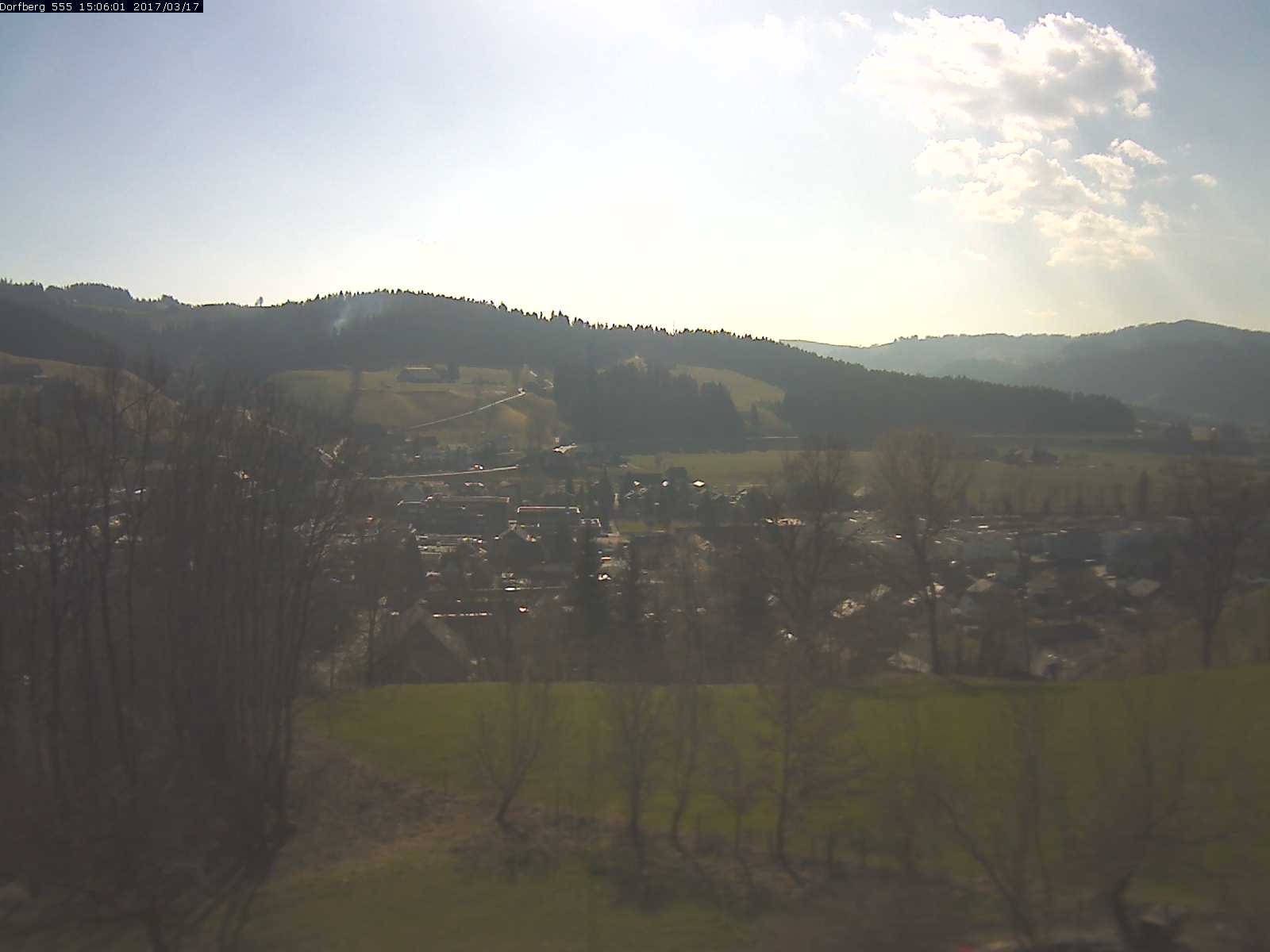 Webcam-Bild: Aussicht vom Dorfberg in Langnau 20170317-150601