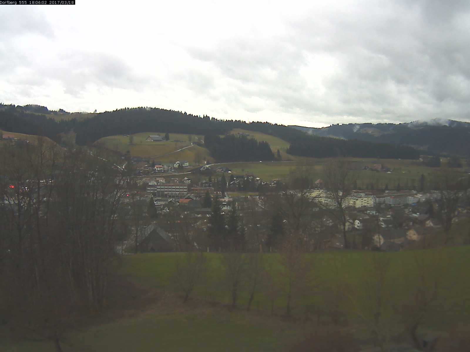 Webcam-Bild: Aussicht vom Dorfberg in Langnau 20170318-180601